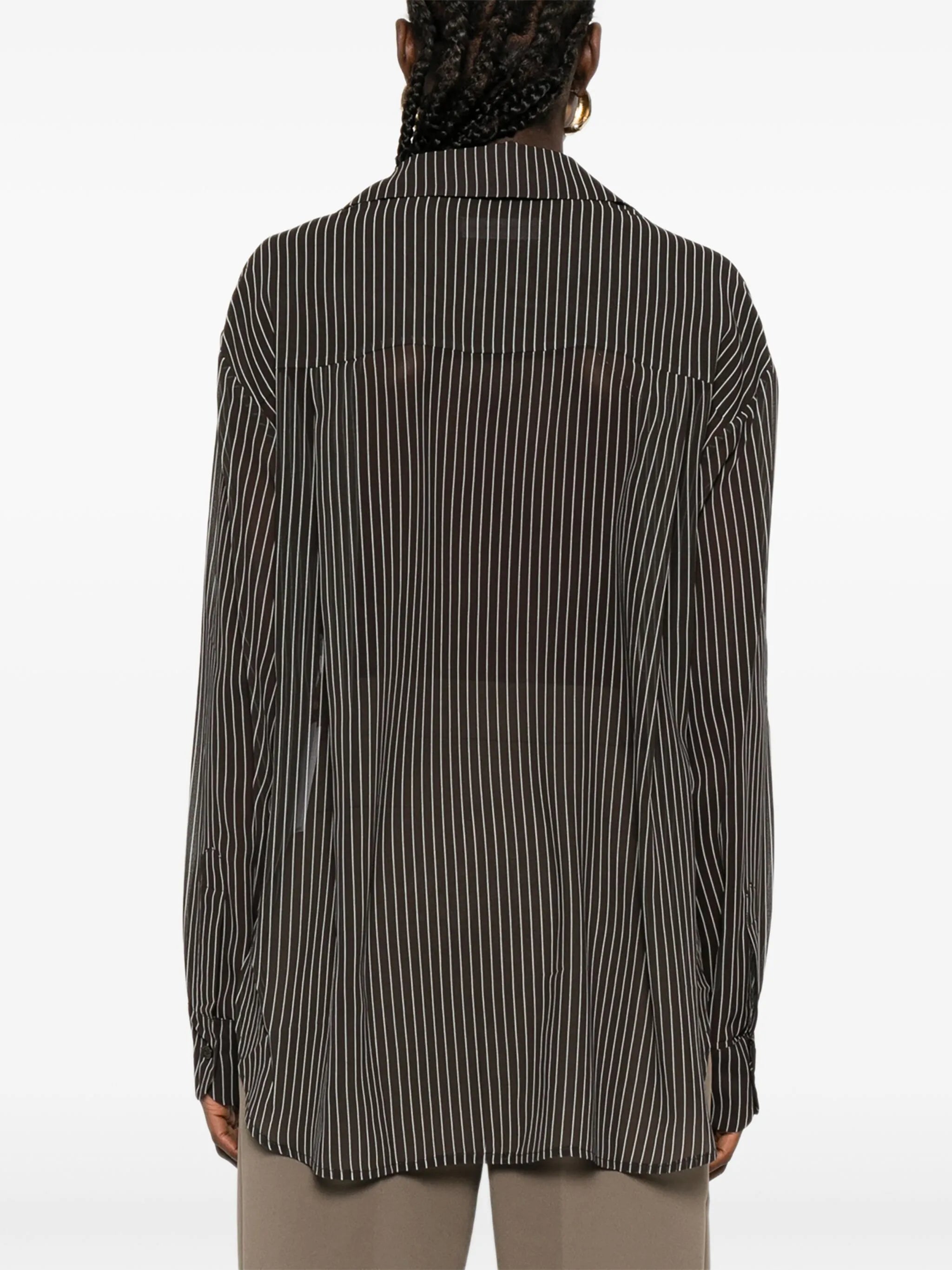 striped button-fastening shirt