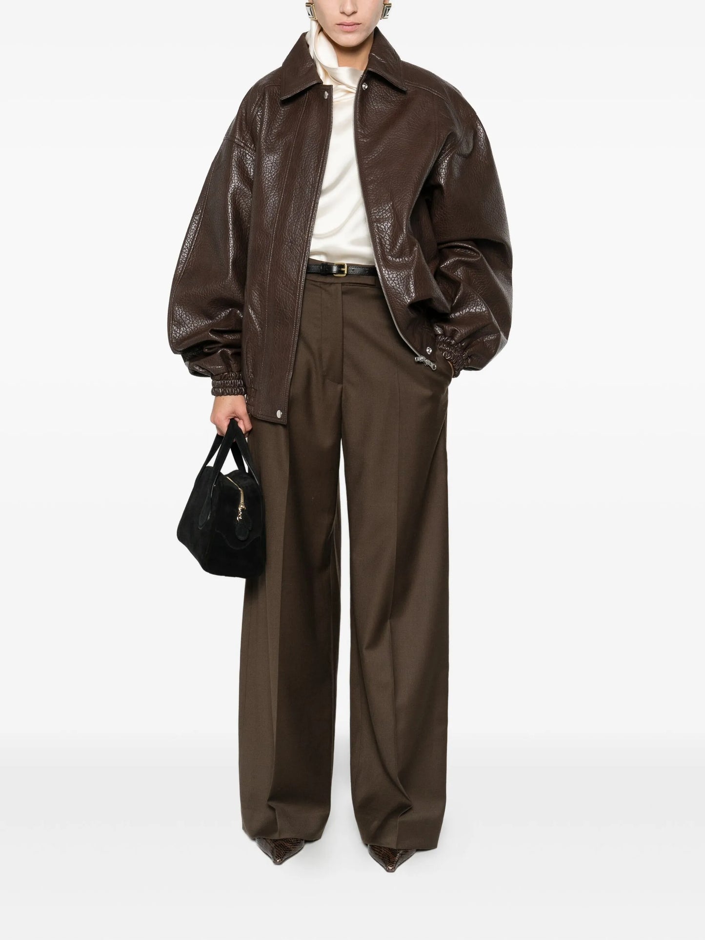 wide-leg pleated trousers