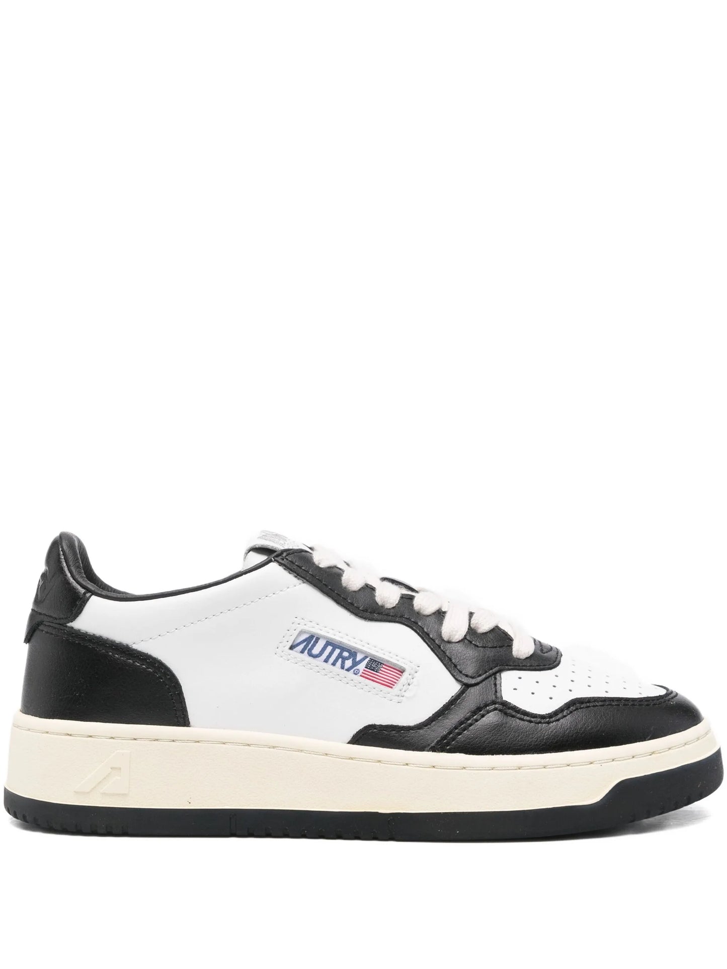 Medalist low sneakers