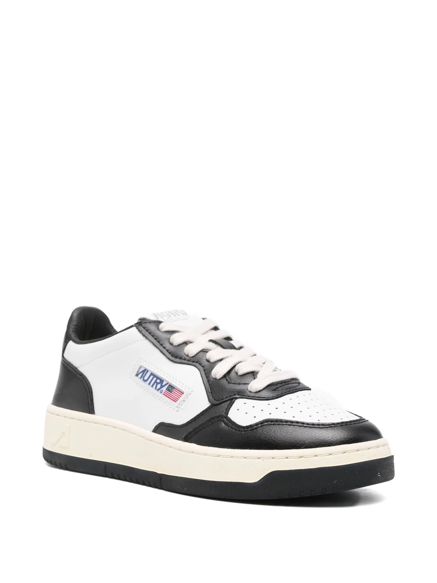 Medalist low sneakers