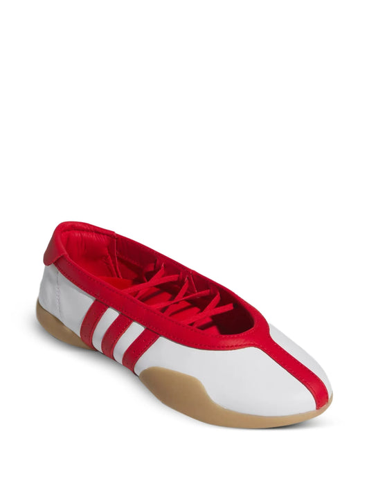Taekwondo Mei "Cloud White/Better Scarlet/Gum" sneakers