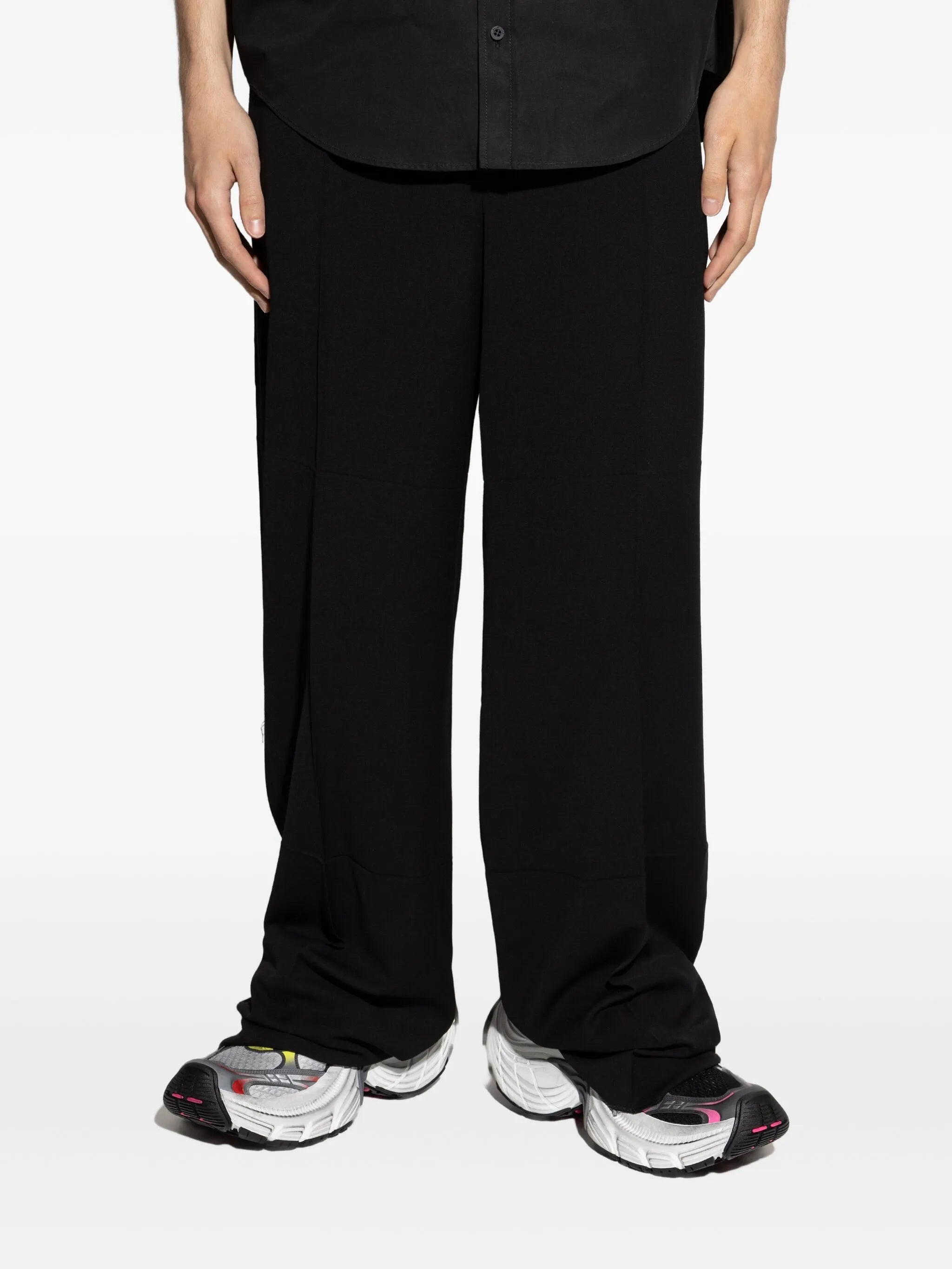 pleated pocket trousers