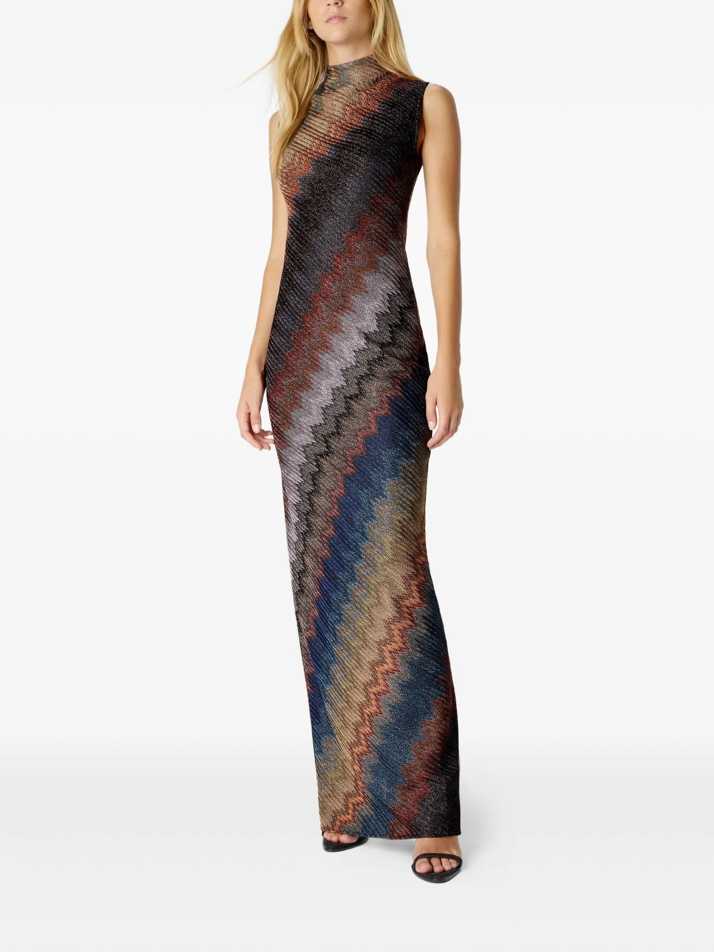 zigzag-pattern high-neck maxi dress