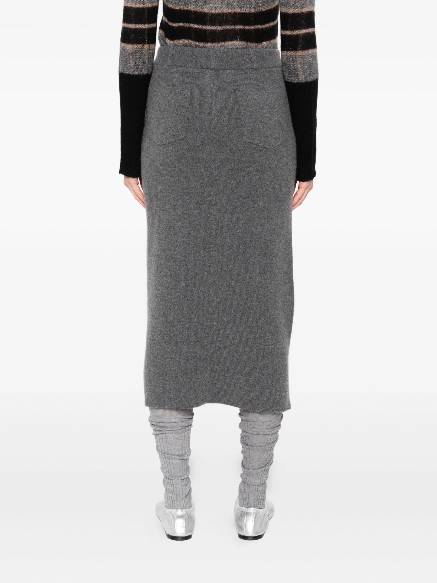 fine-knit pencil skirt