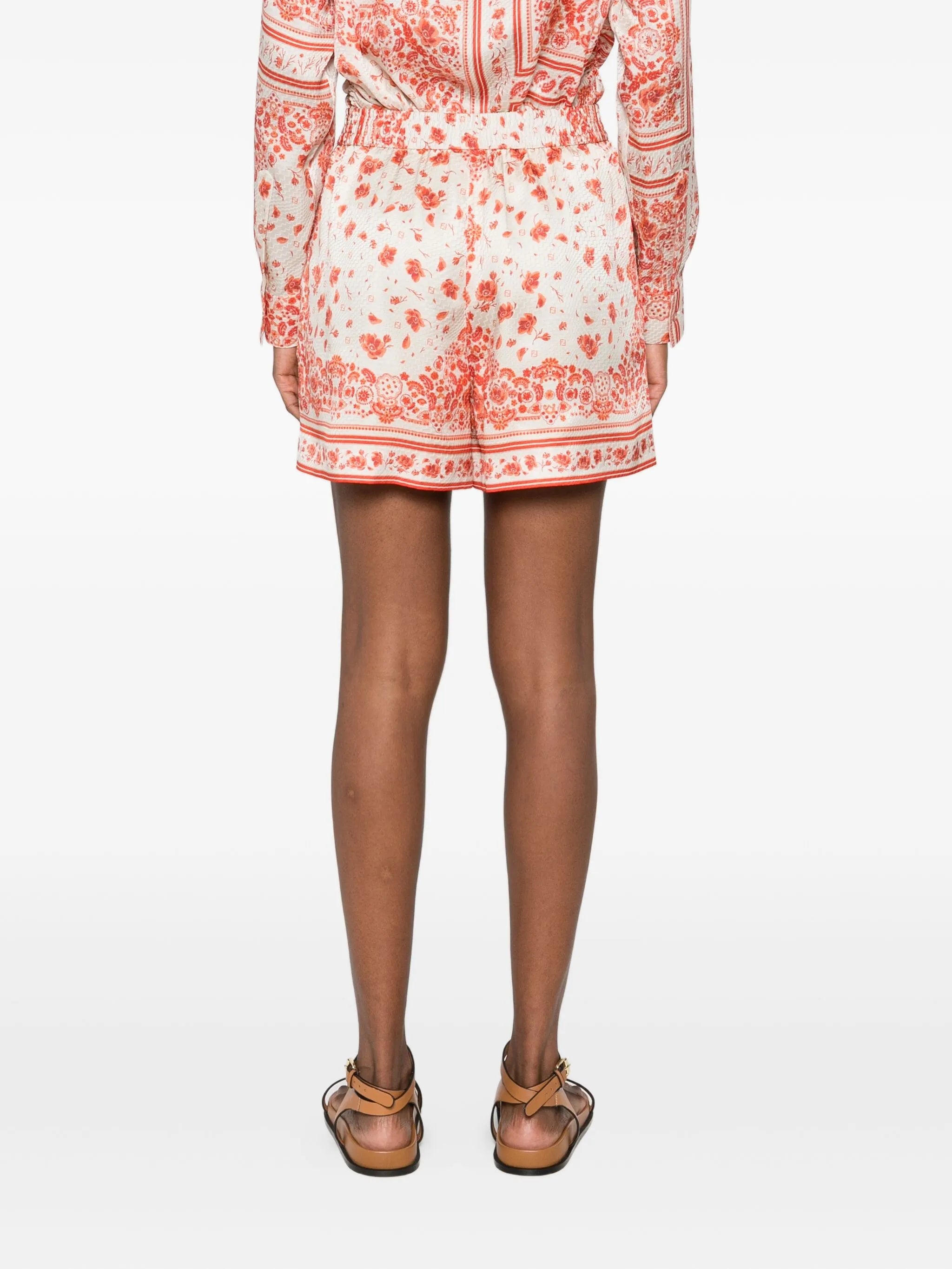 floral-print elasticated-waist shorts
