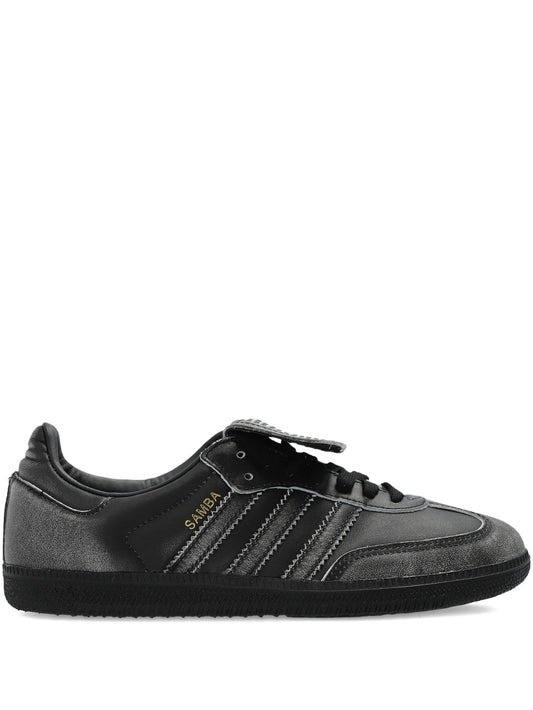 Samba long tongue sneakers