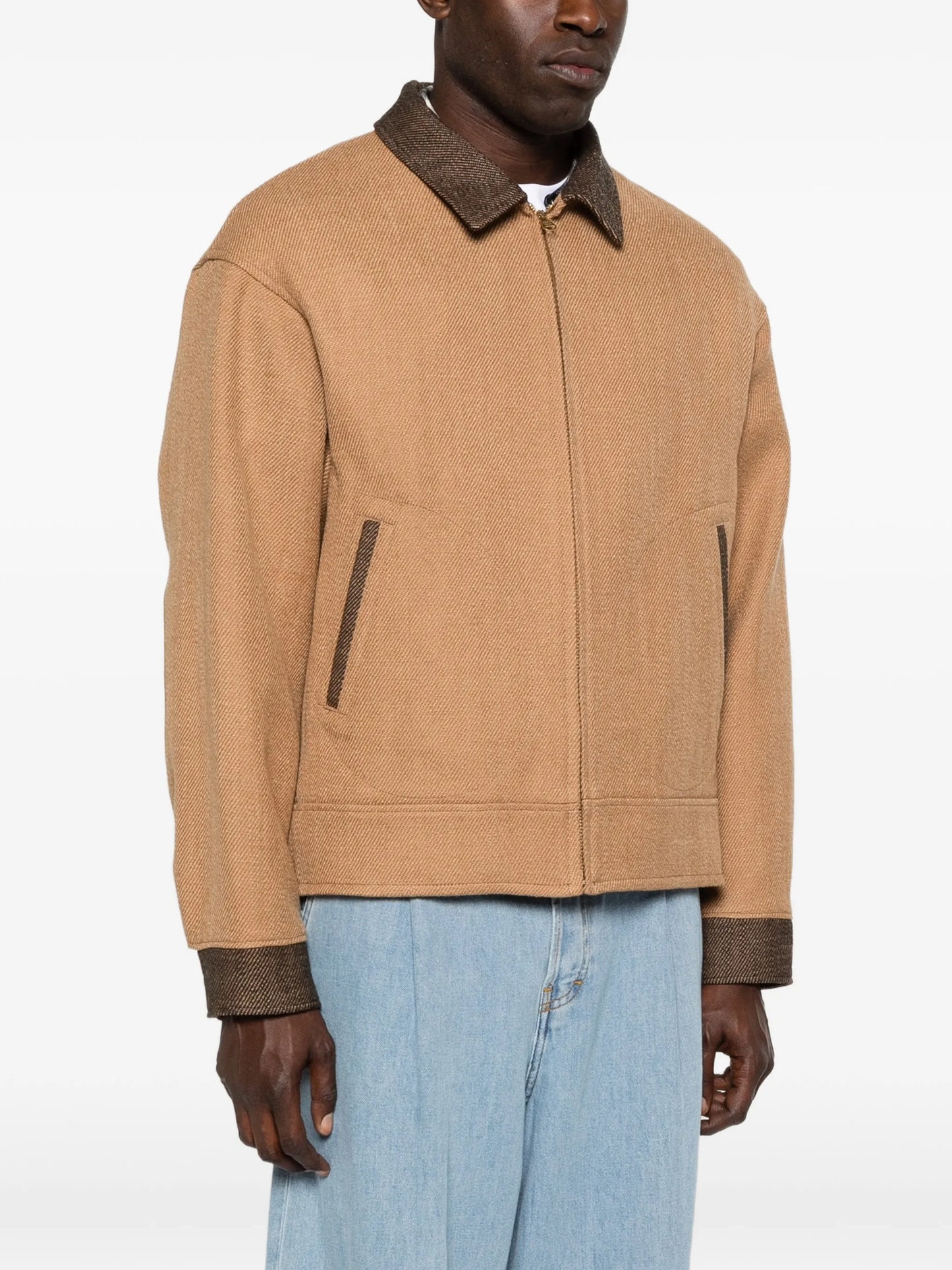 contrast-collar zip jacket