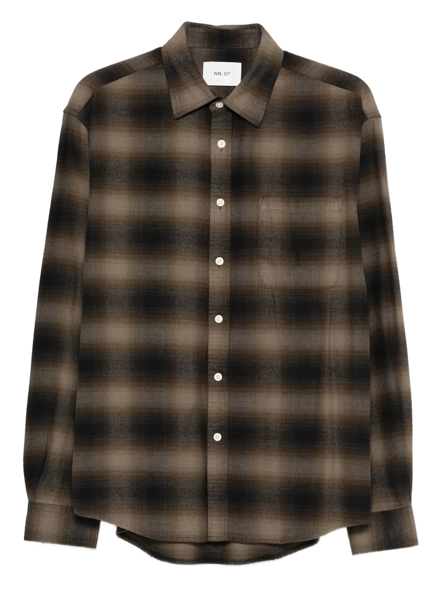 Button-up shirt made in soft cotton and woven in a flannel twill weave.