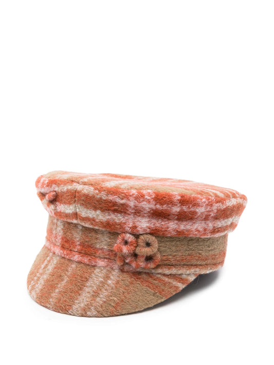 checked-pattern beret