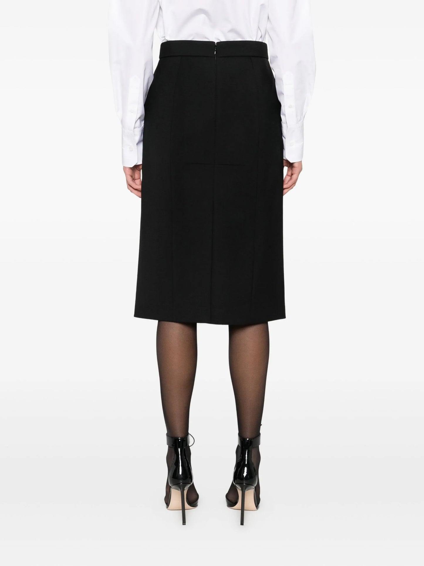 pocket-detail skirt