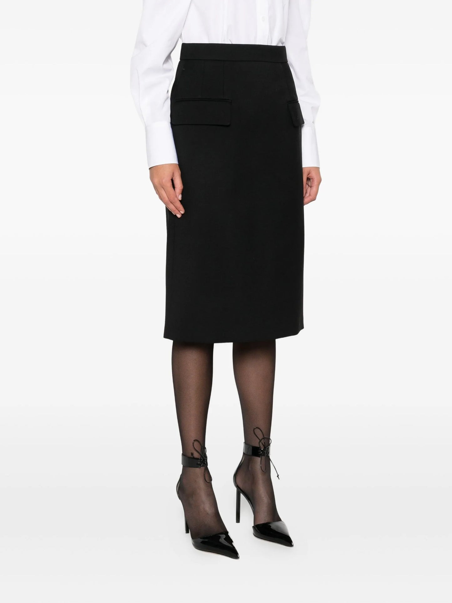 pocket-detail skirt