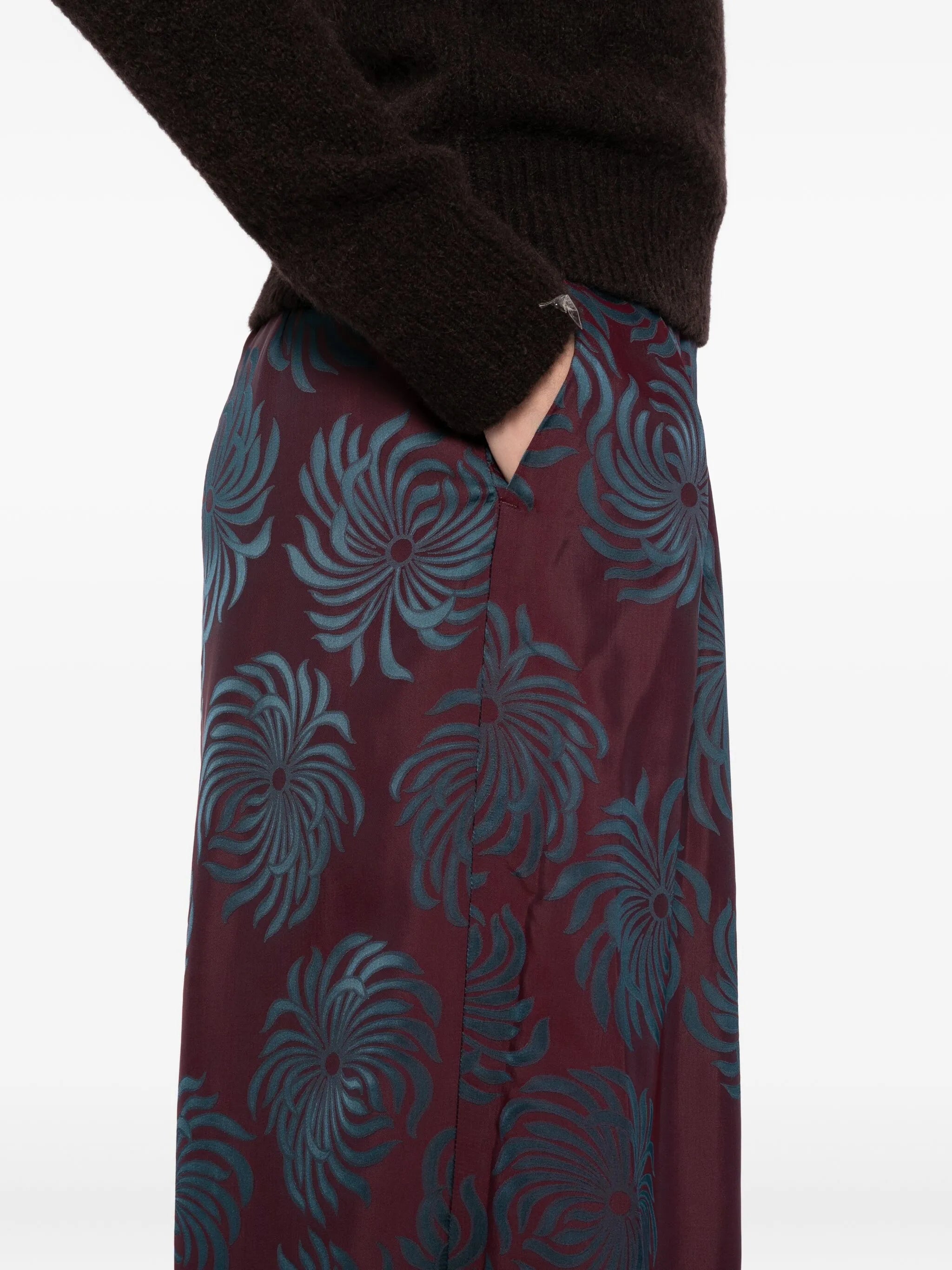 floral-print trousers