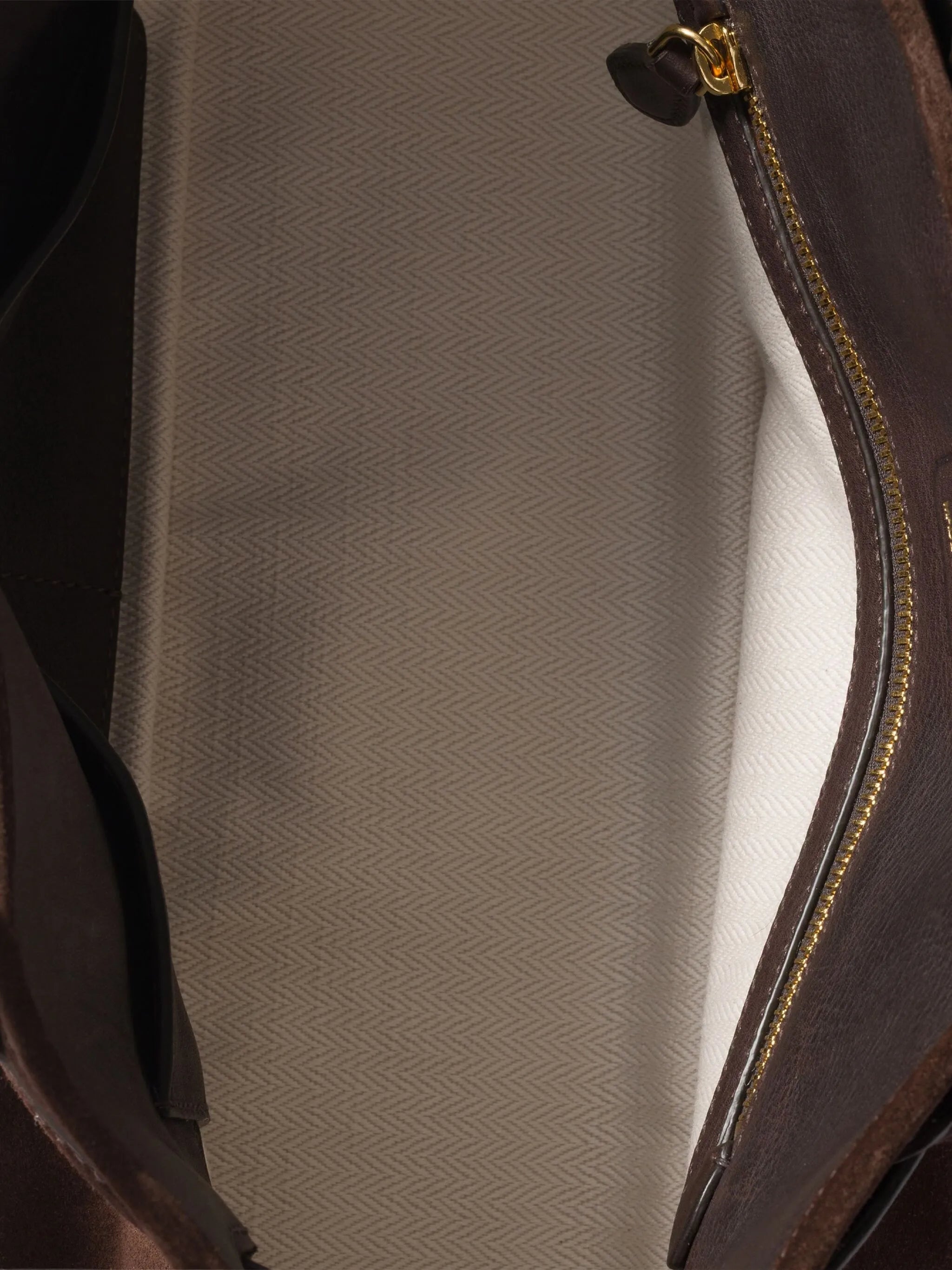 Aventure suede buckle-fastening tote bag