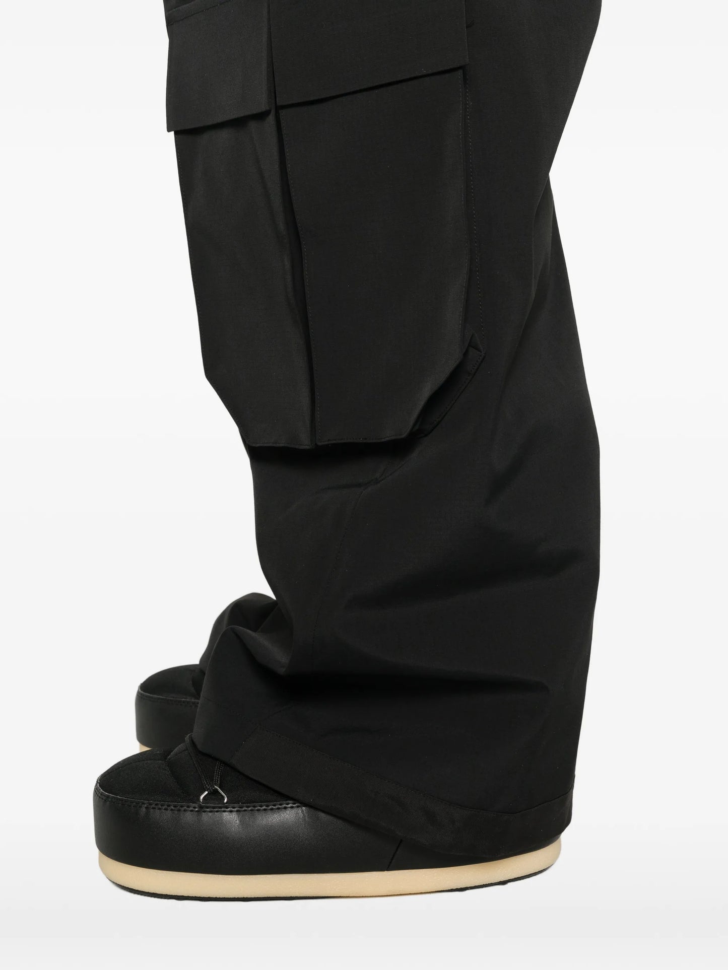 Spectral cargo pants