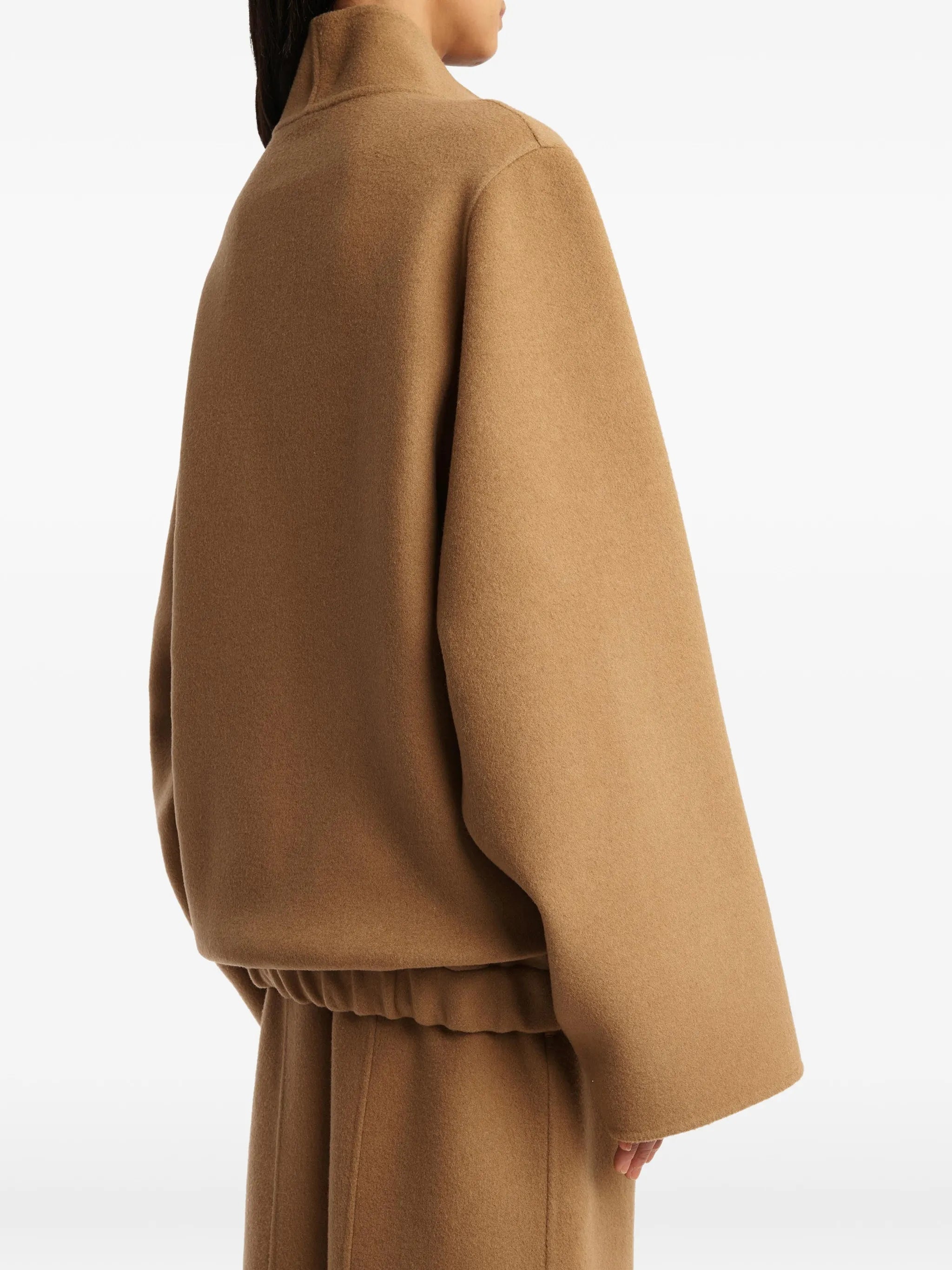 wide-sleeve zip-front jacket