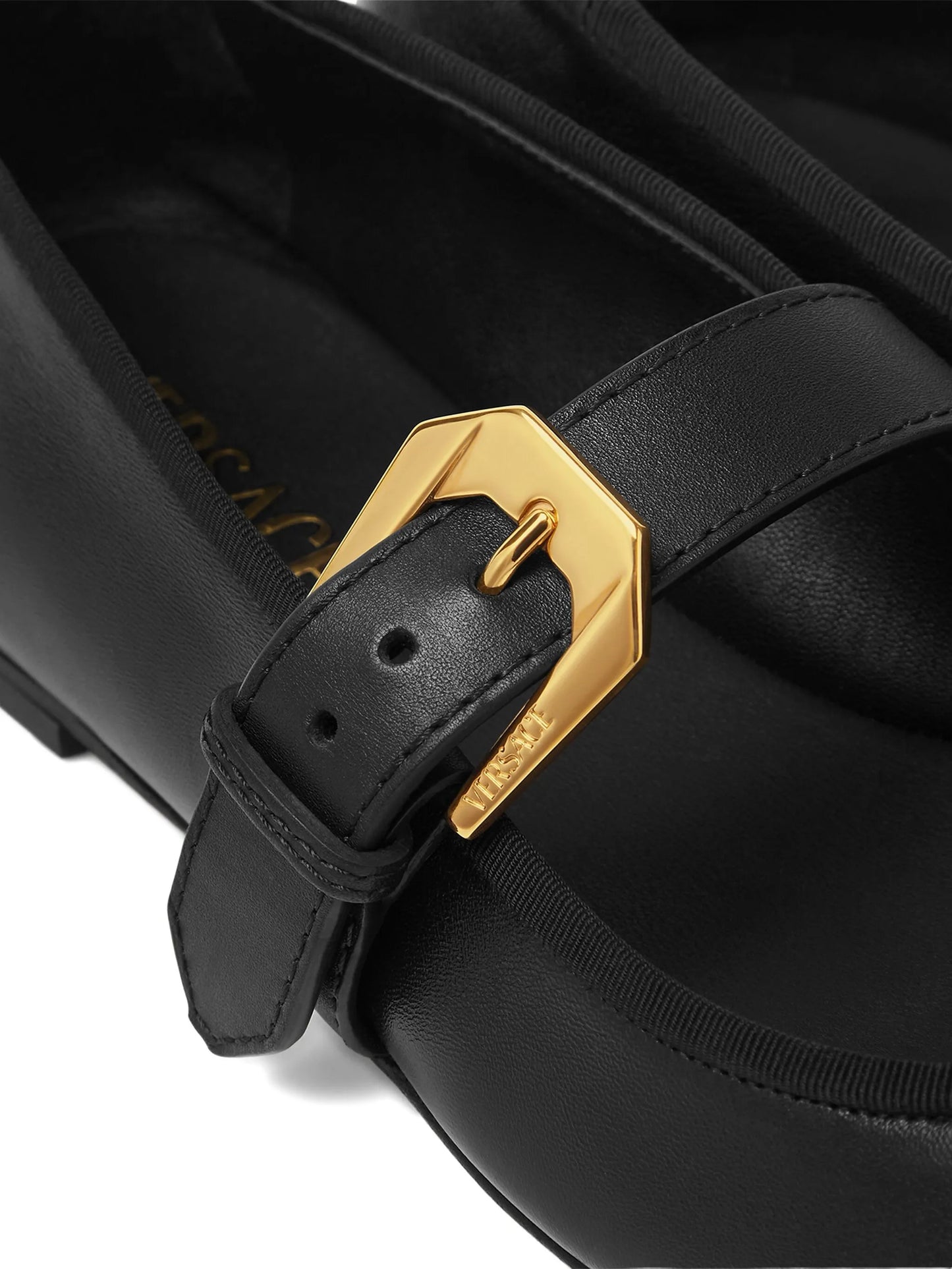 Medusa-buckle ballet flats