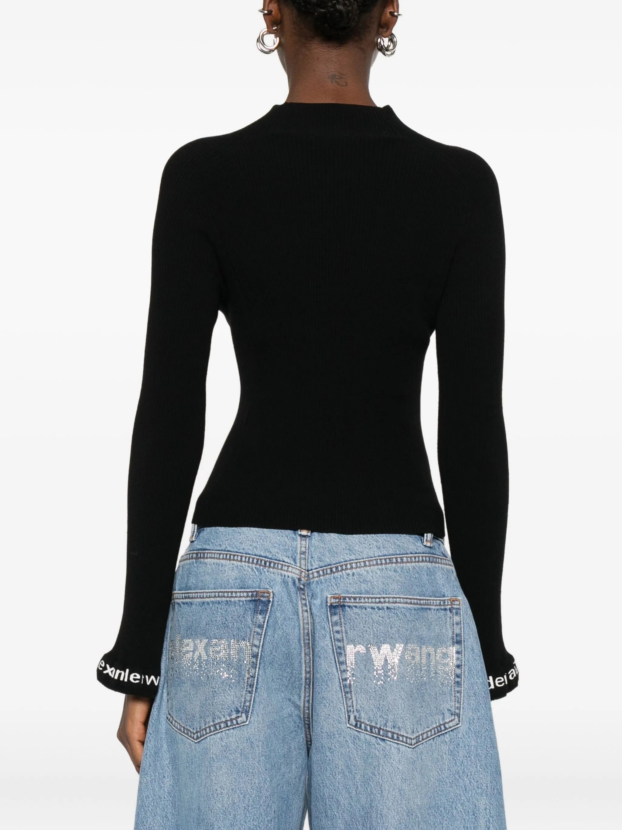logo-detail ribbed top