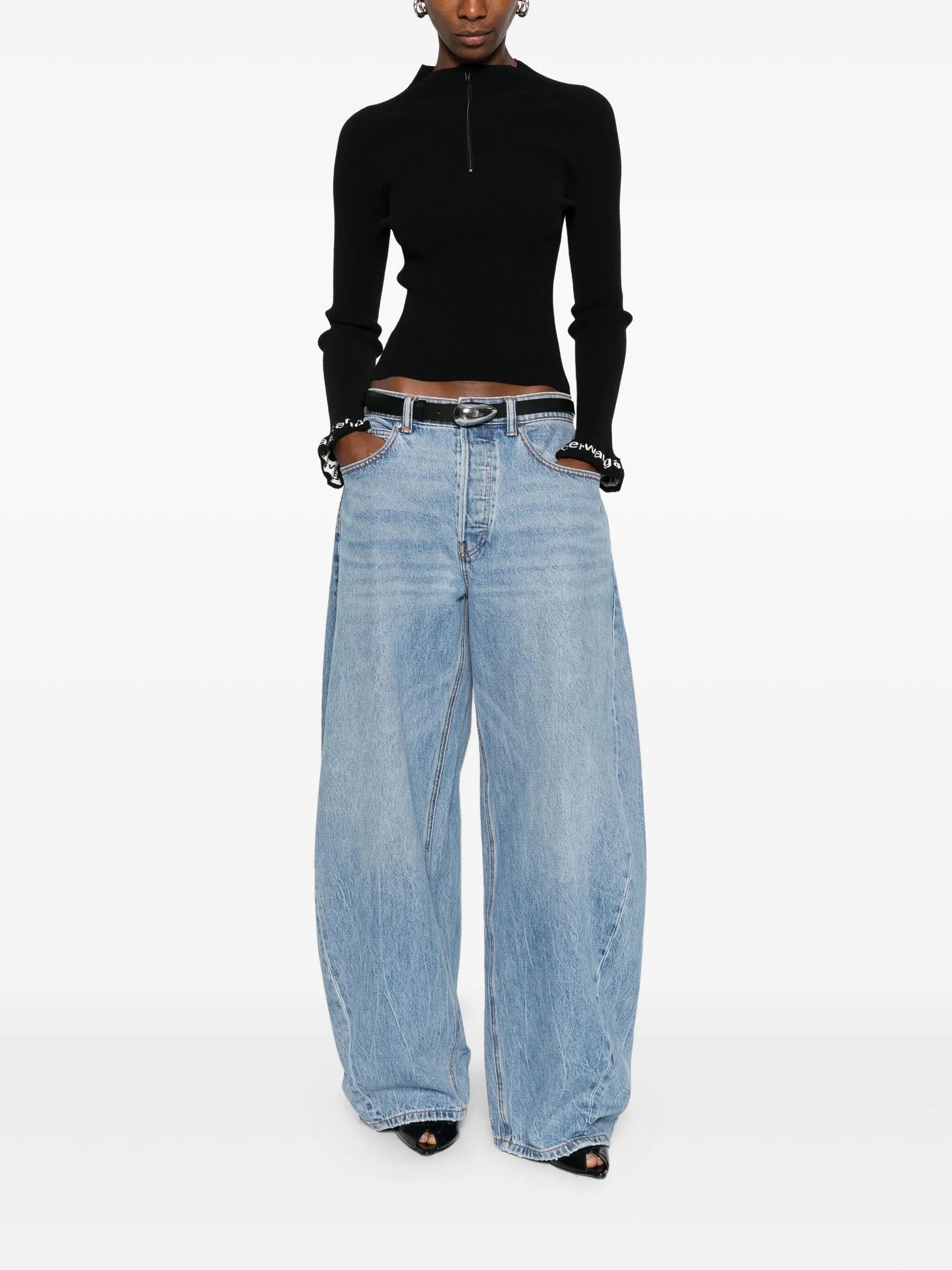 logo-detail ribbed top