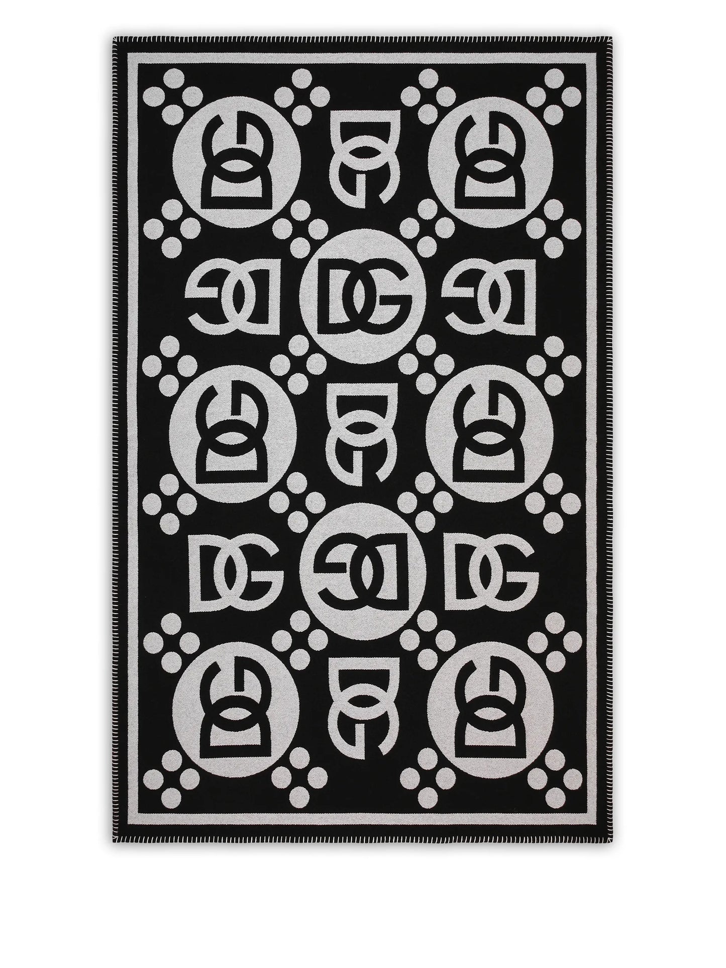 logo-pattern blanket