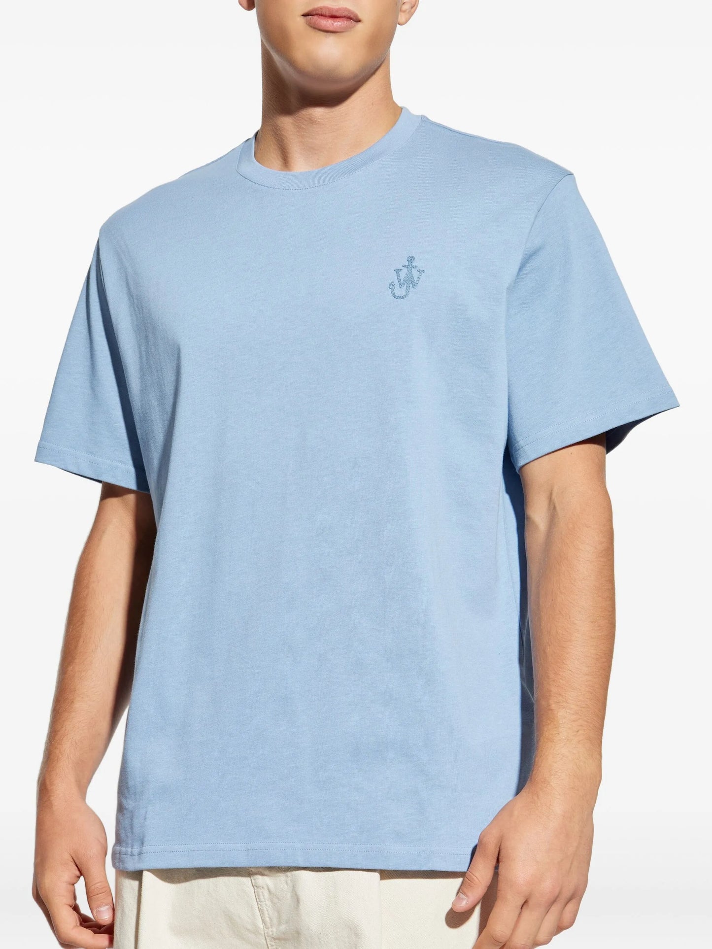 logo-embroidered T-shirt