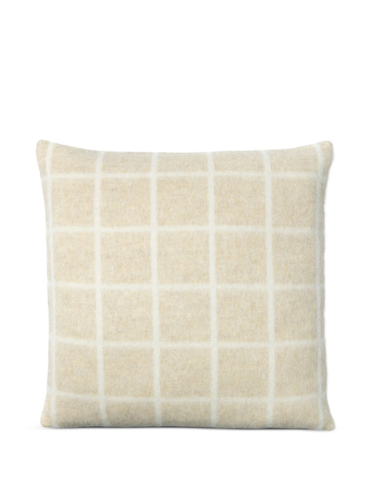 grid-pattern cushion