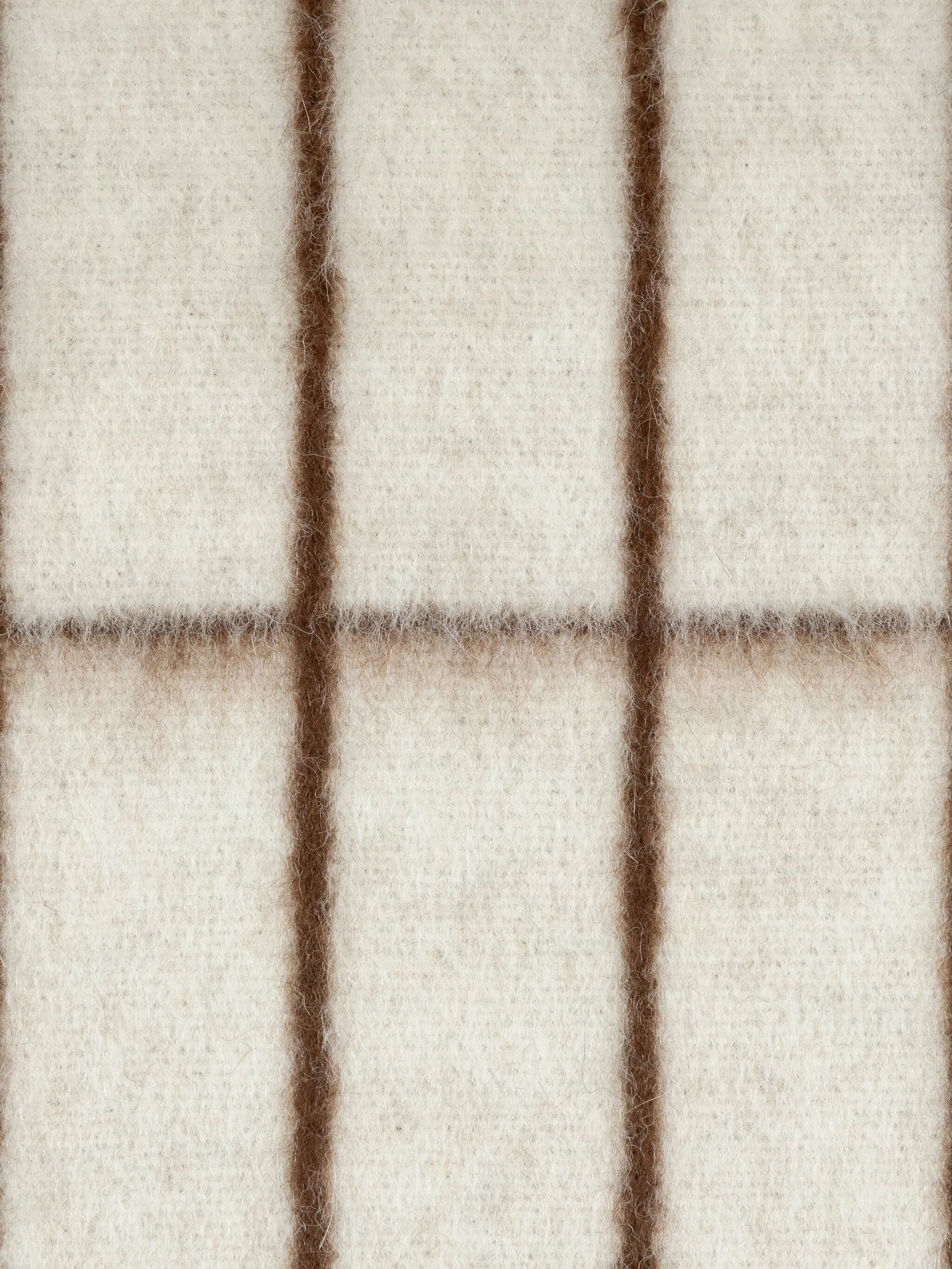 grid-pattern blanket