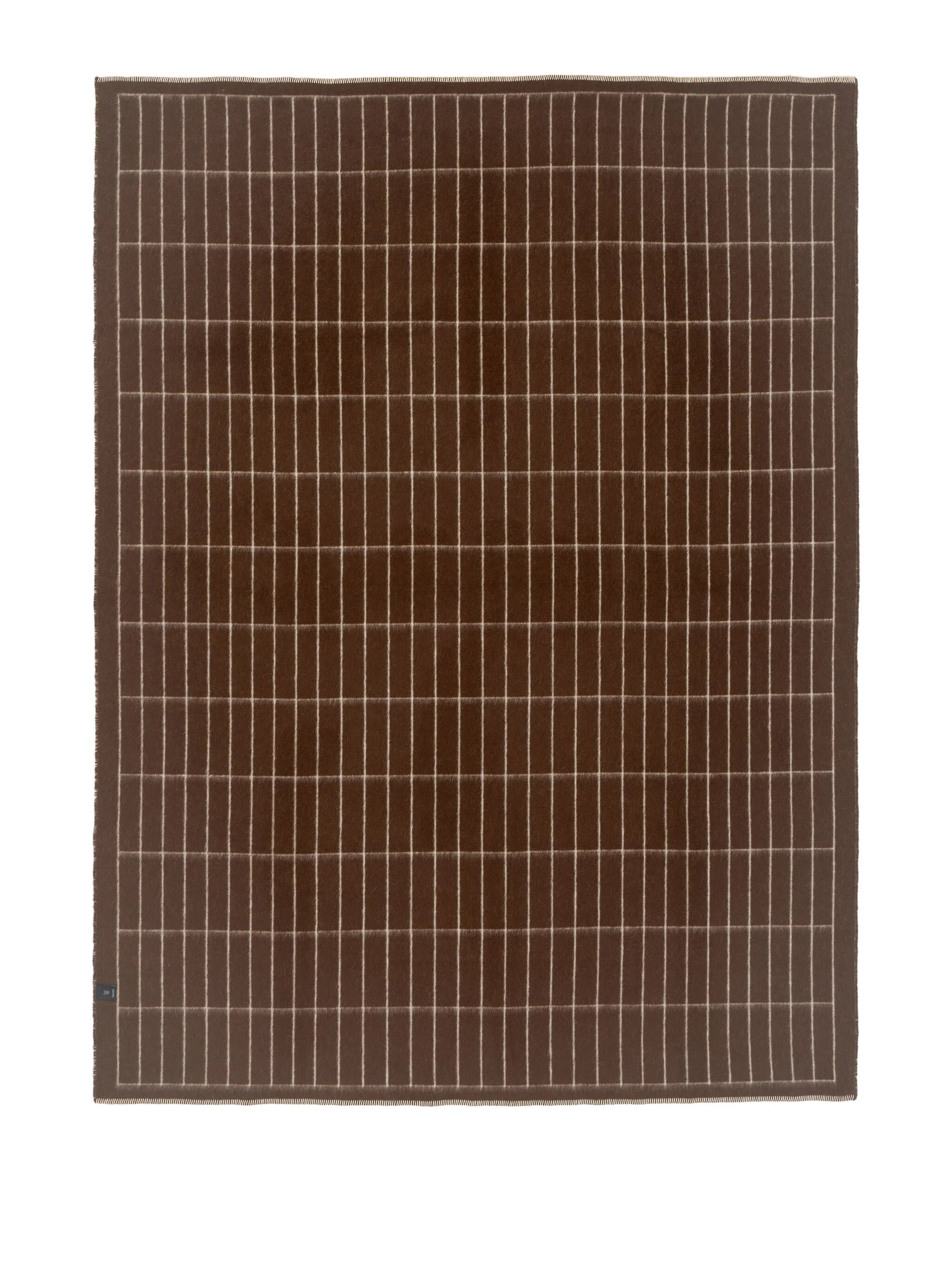 grid-pattern blanket