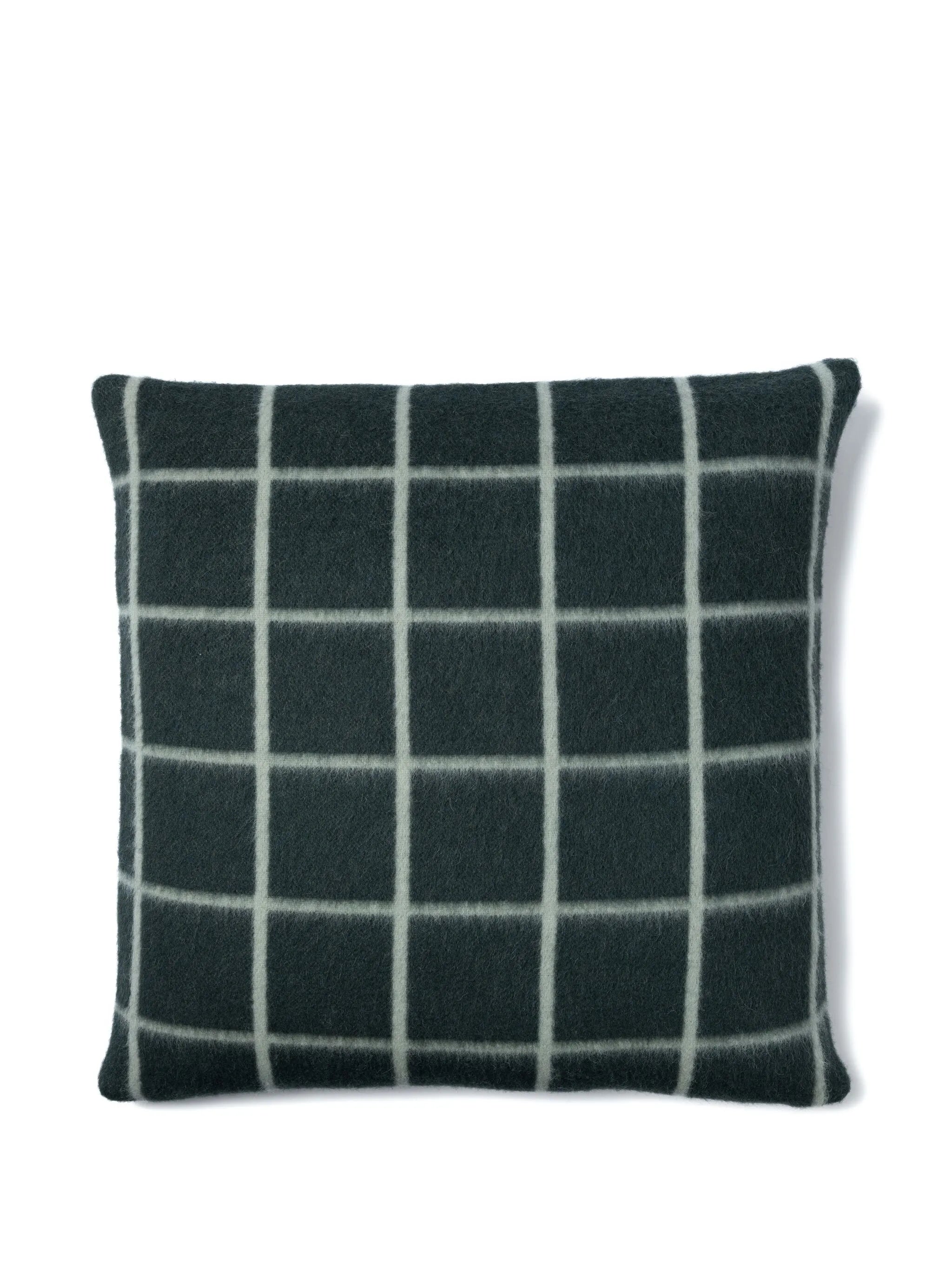 grid-pattern cushion