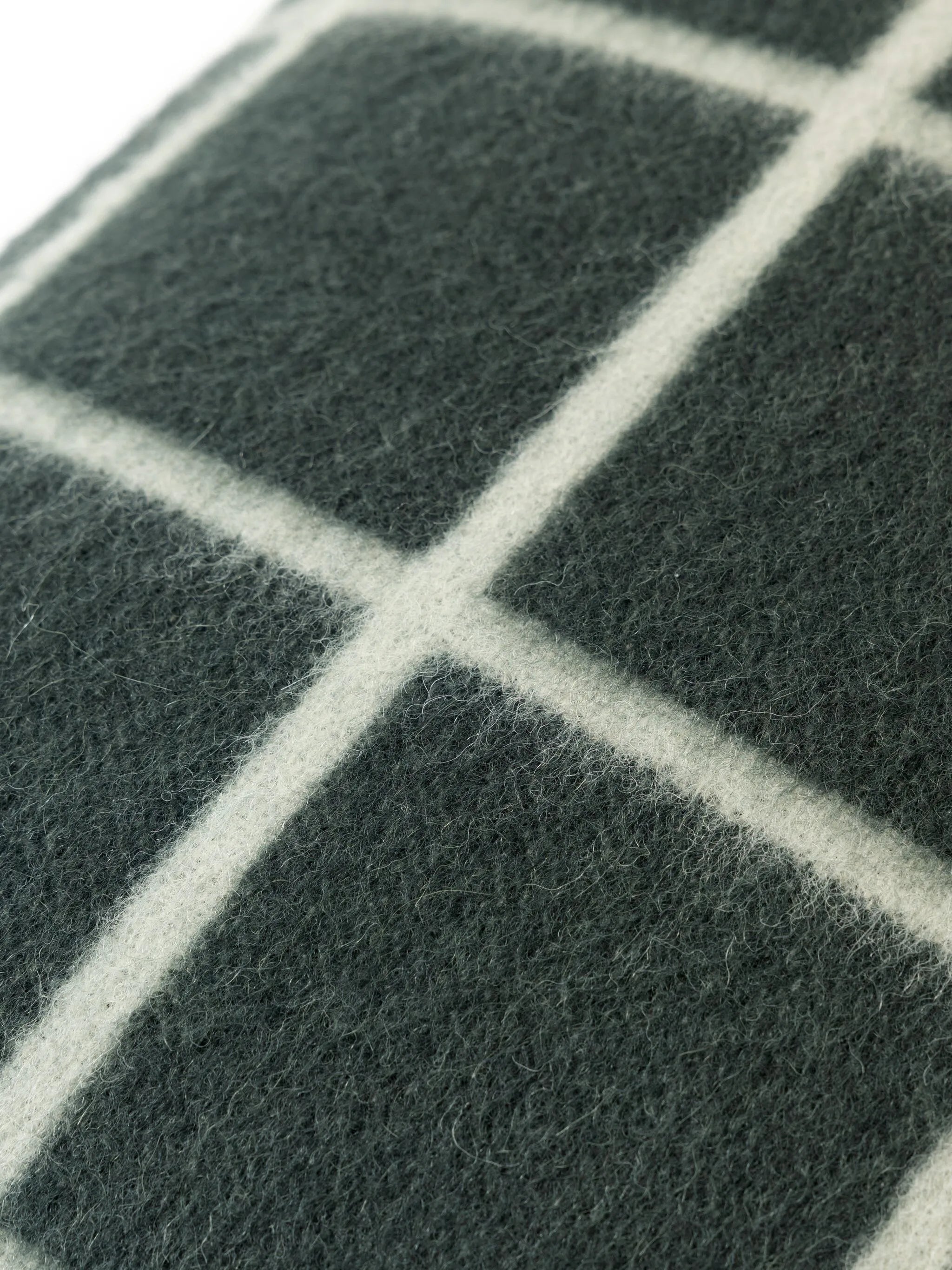 grid-pattern cushion