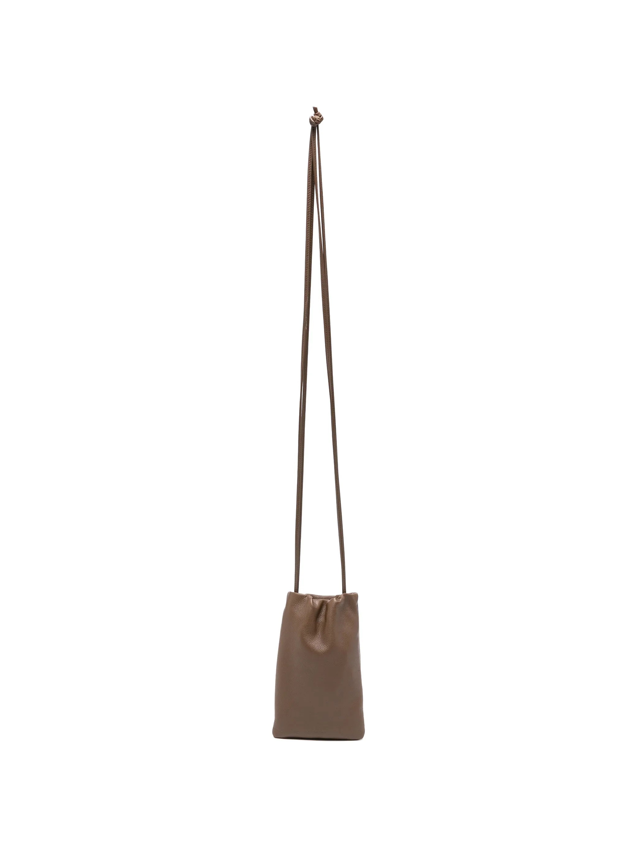 magnetic-fastening cross body bag