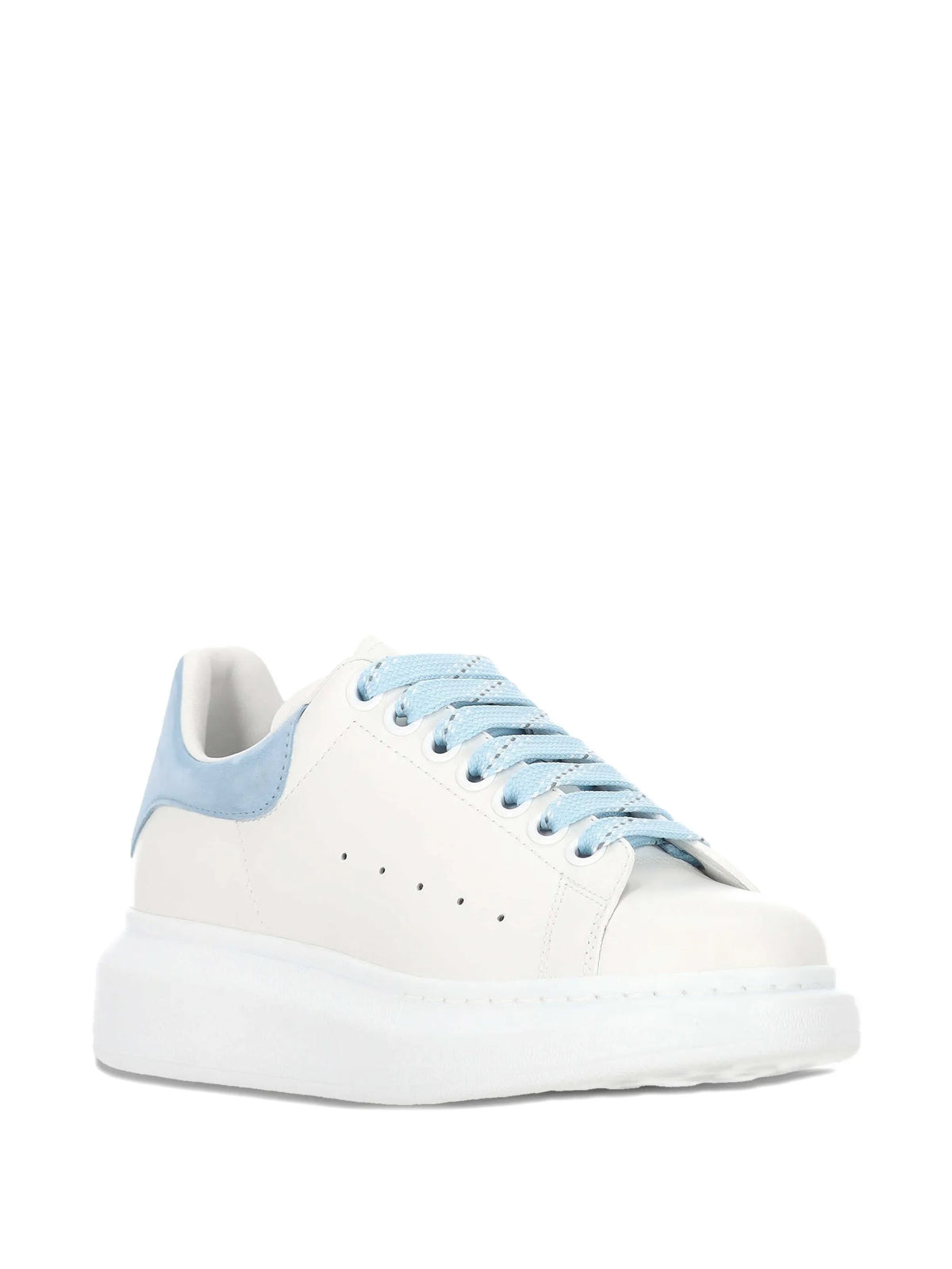 Oversized sneakers