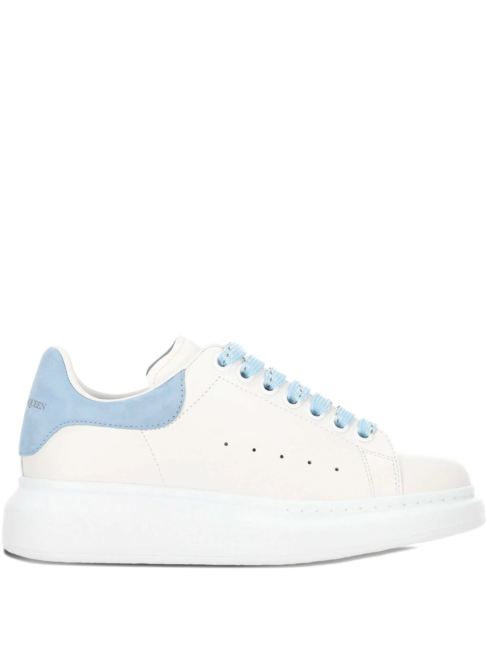 Oversized sneakers