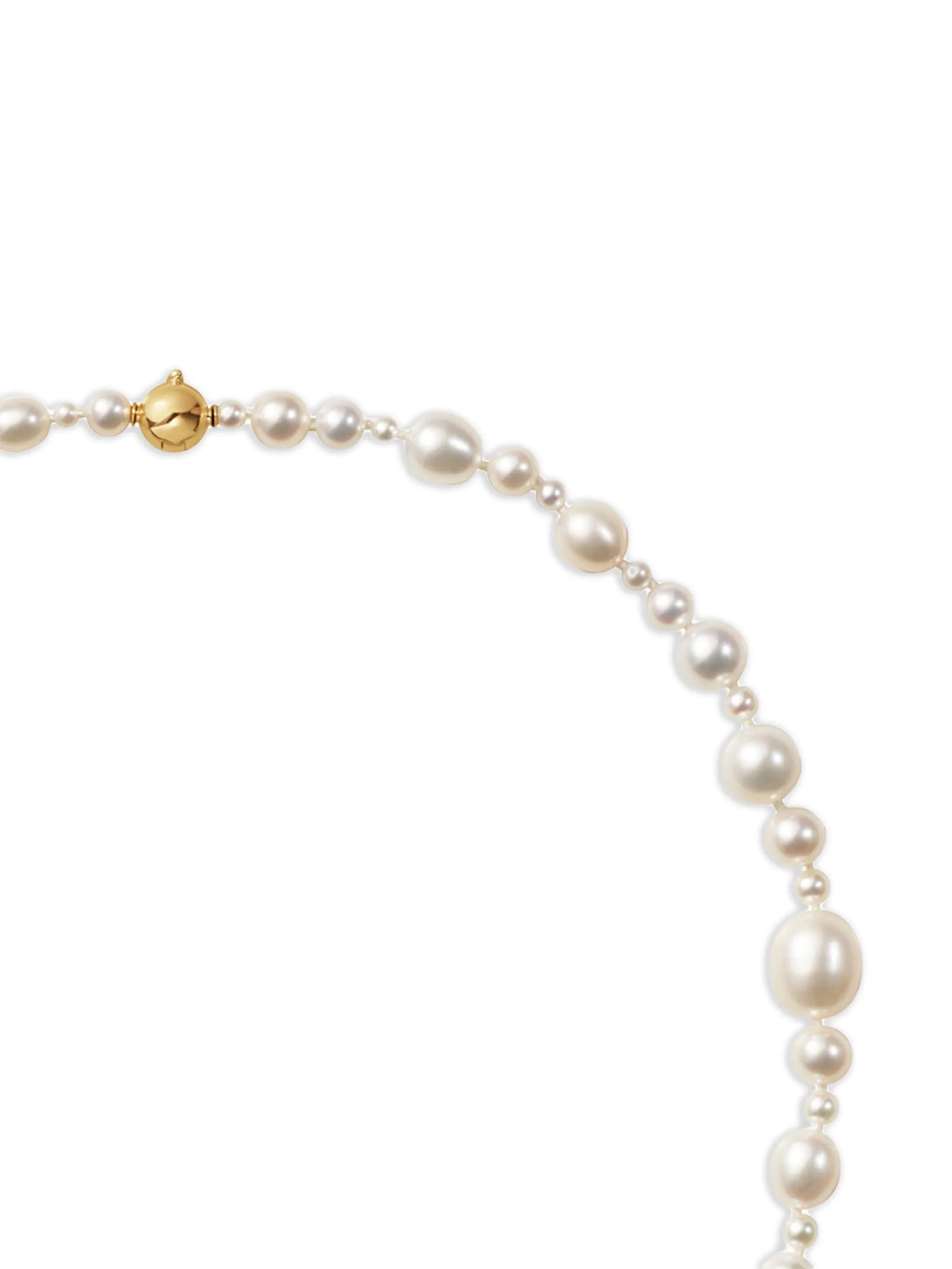 14CT yellow gold Amis Peggy freshwater pearls necklace