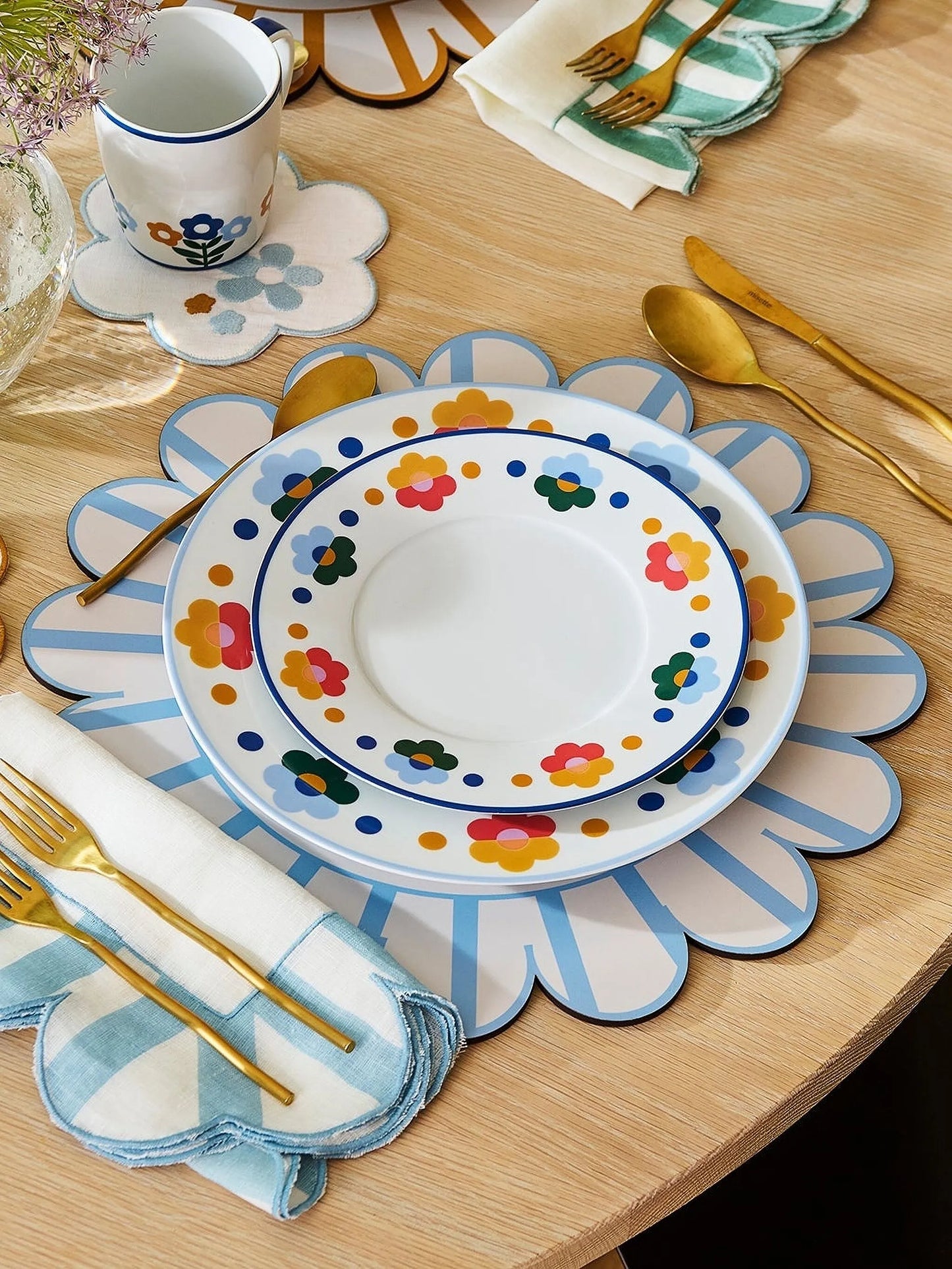 flower-shaped embroidered linen coasters (set of four)