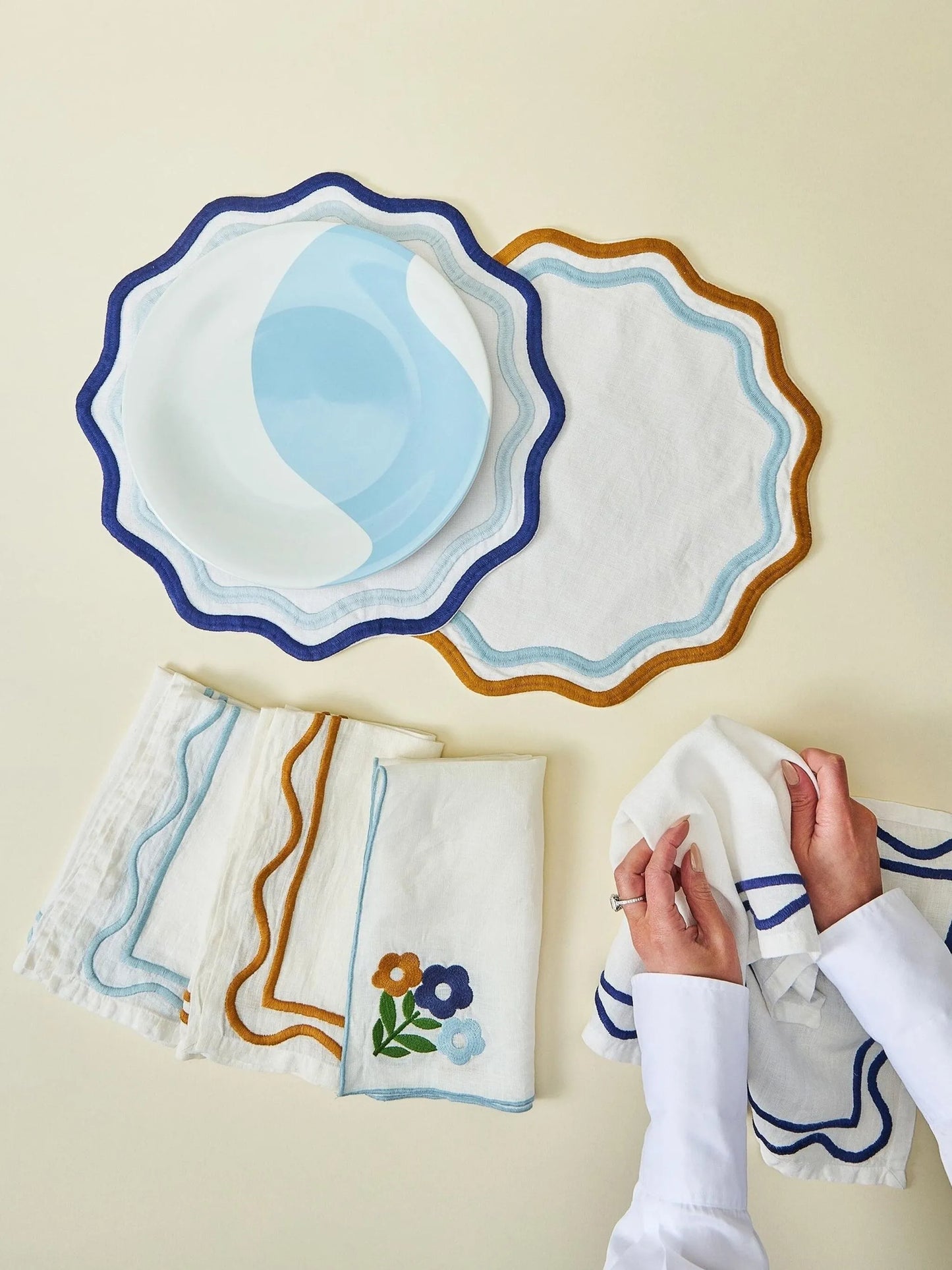 colour-block wave dinner plates (set of four)