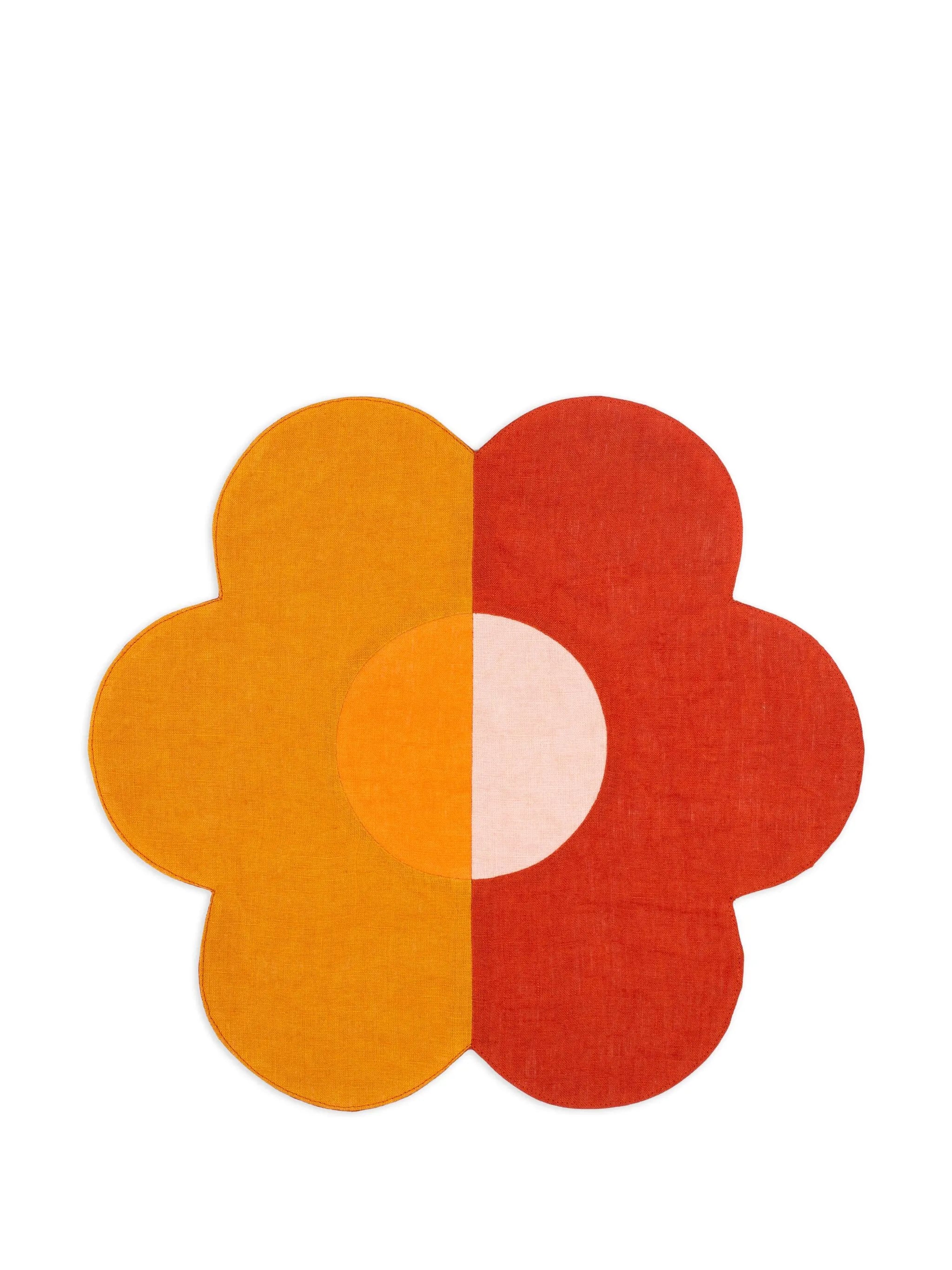 flower-shaped linen placemats (set of four)