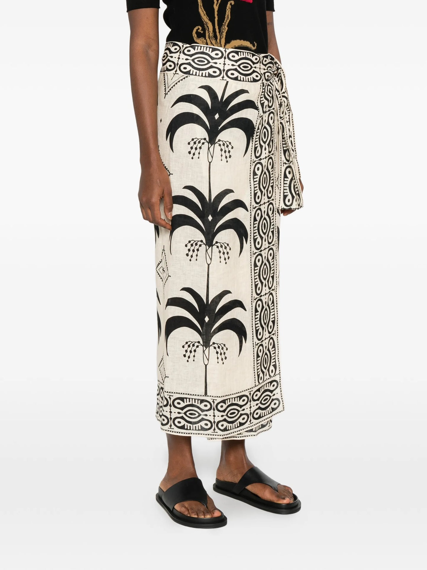 Significado Poderoso midi skirt