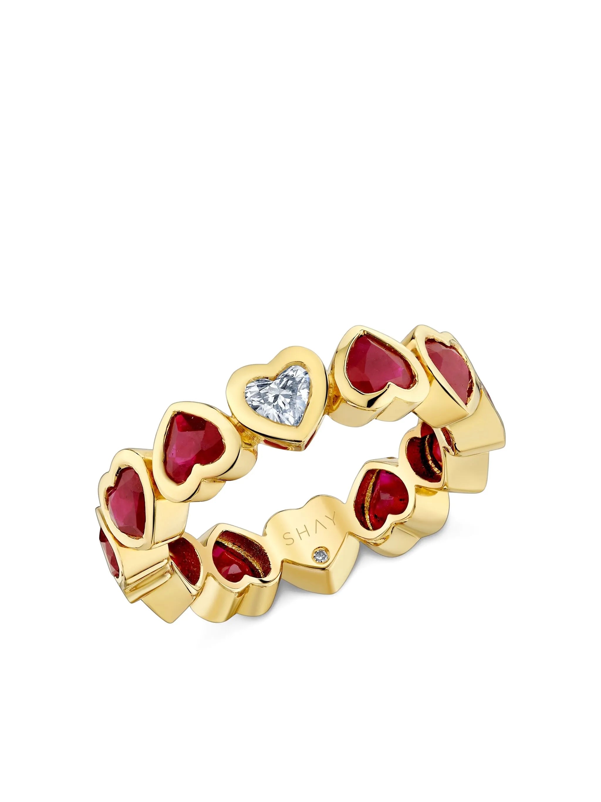 18K yellow gold Heart ruby and diamond ring