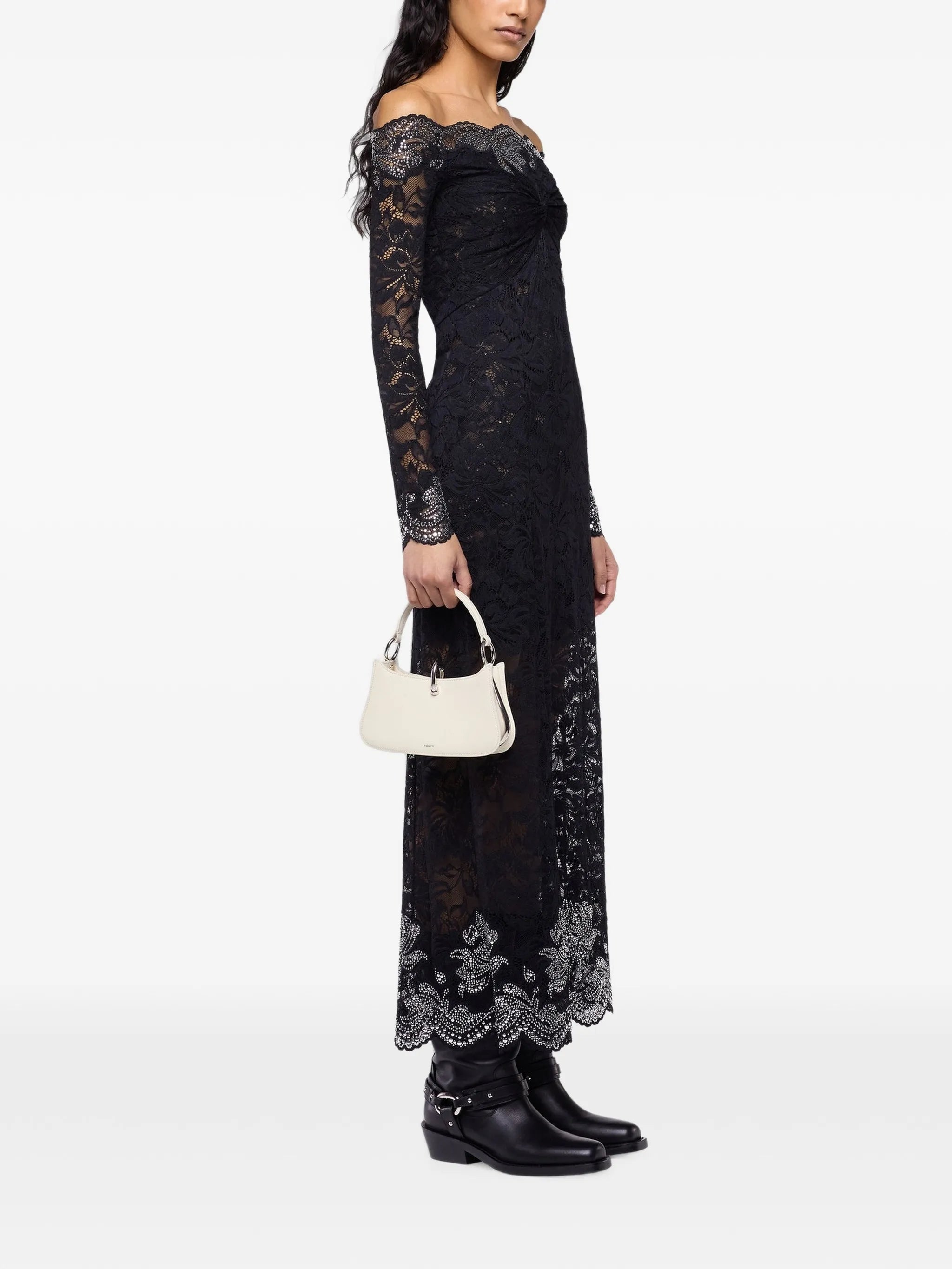 long dress in lace