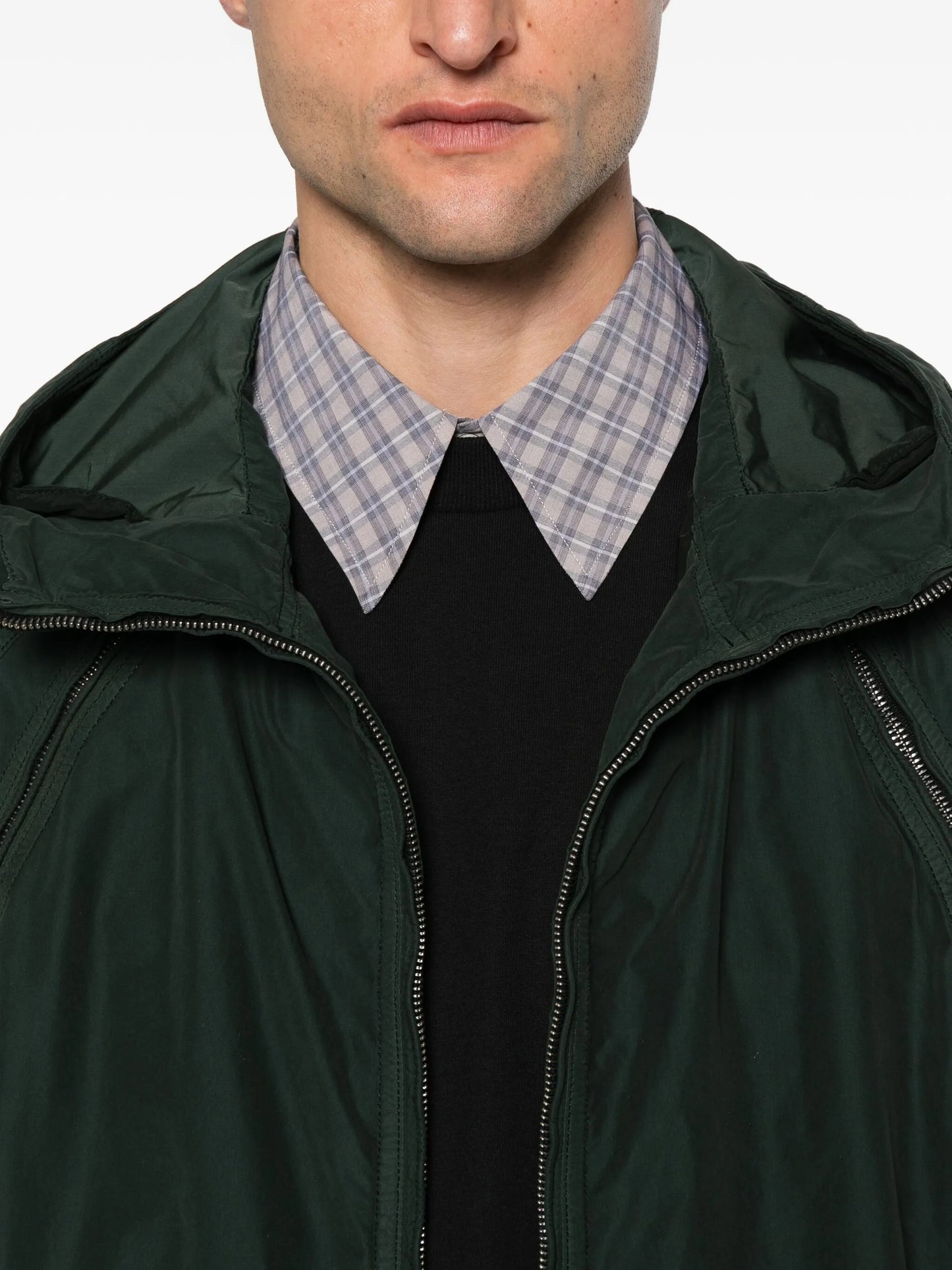 zip-fastening hooded jacket