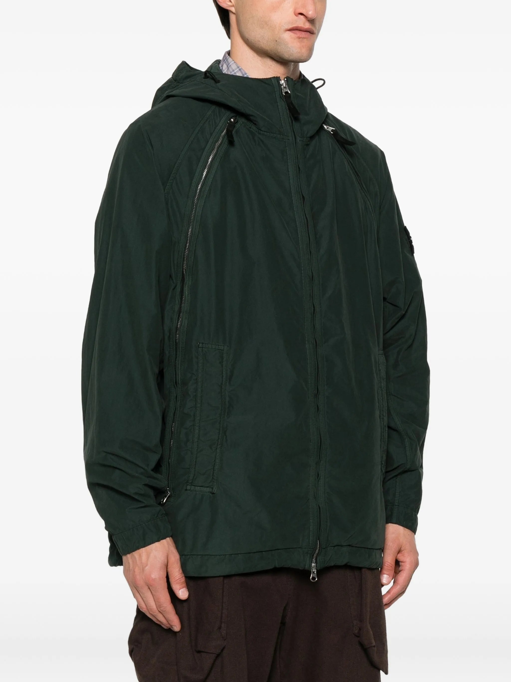 zip-fastening hooded jacket