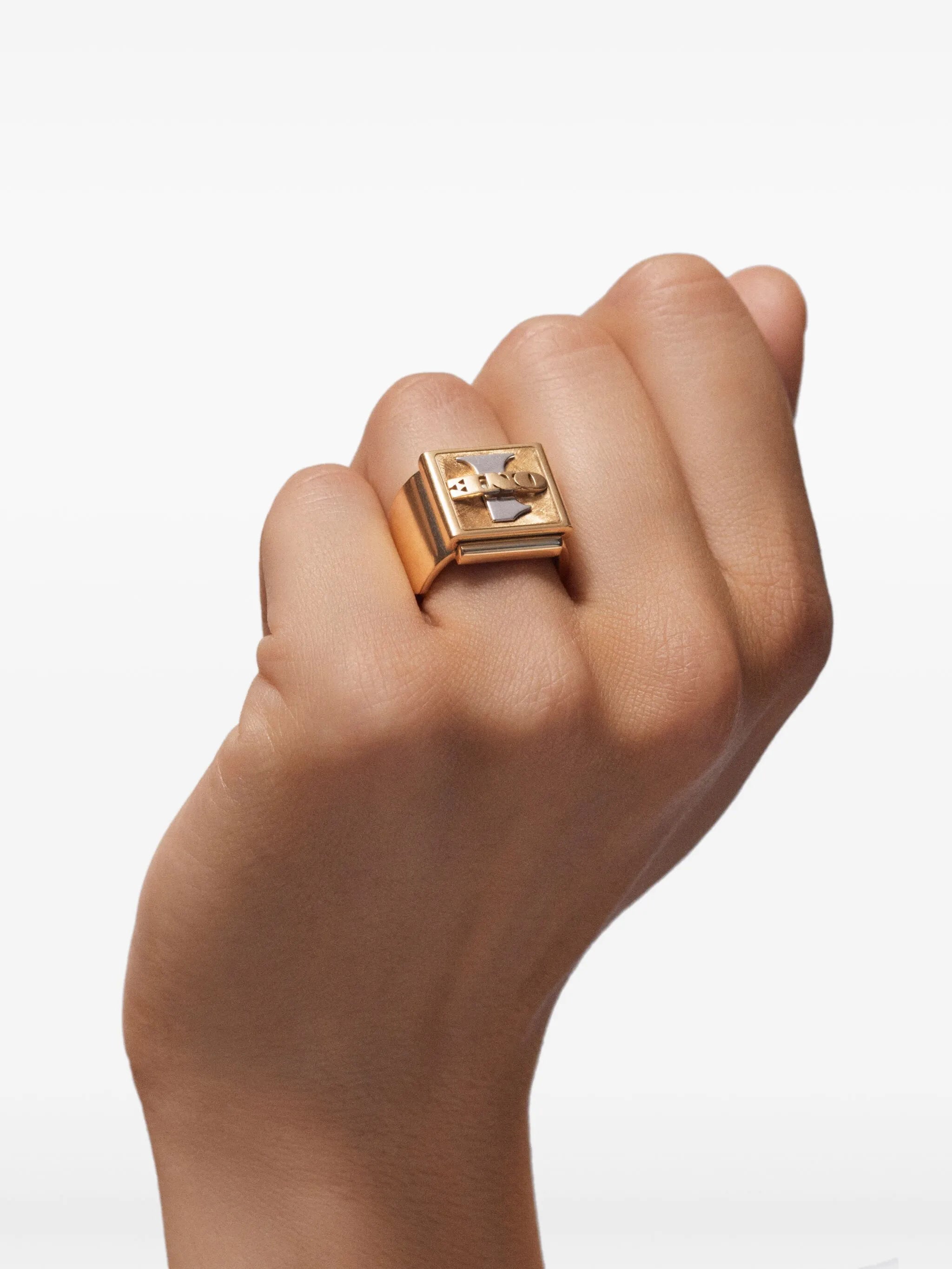 18K yellow gold small Buck ring