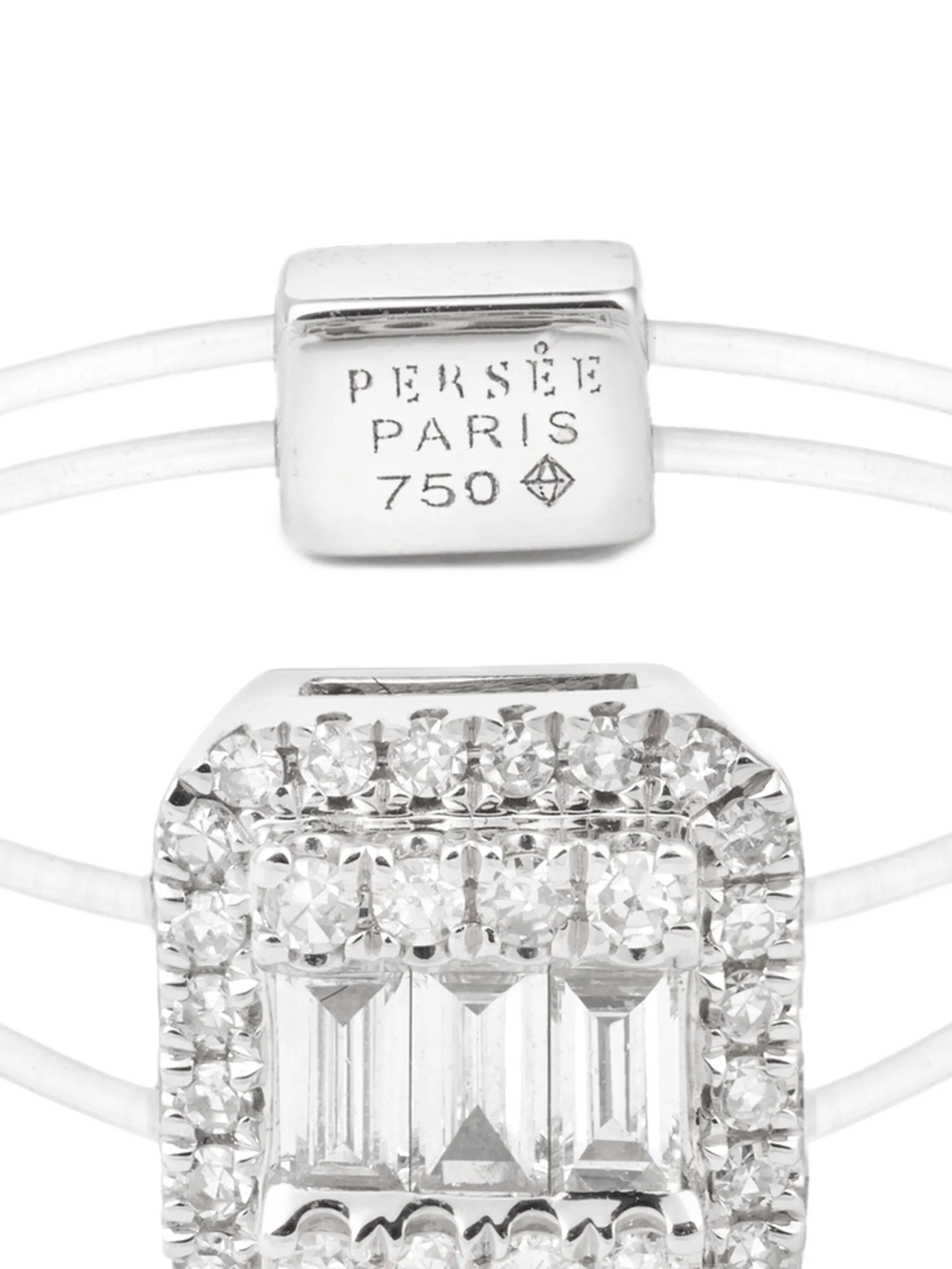 18K white gold diamond ring