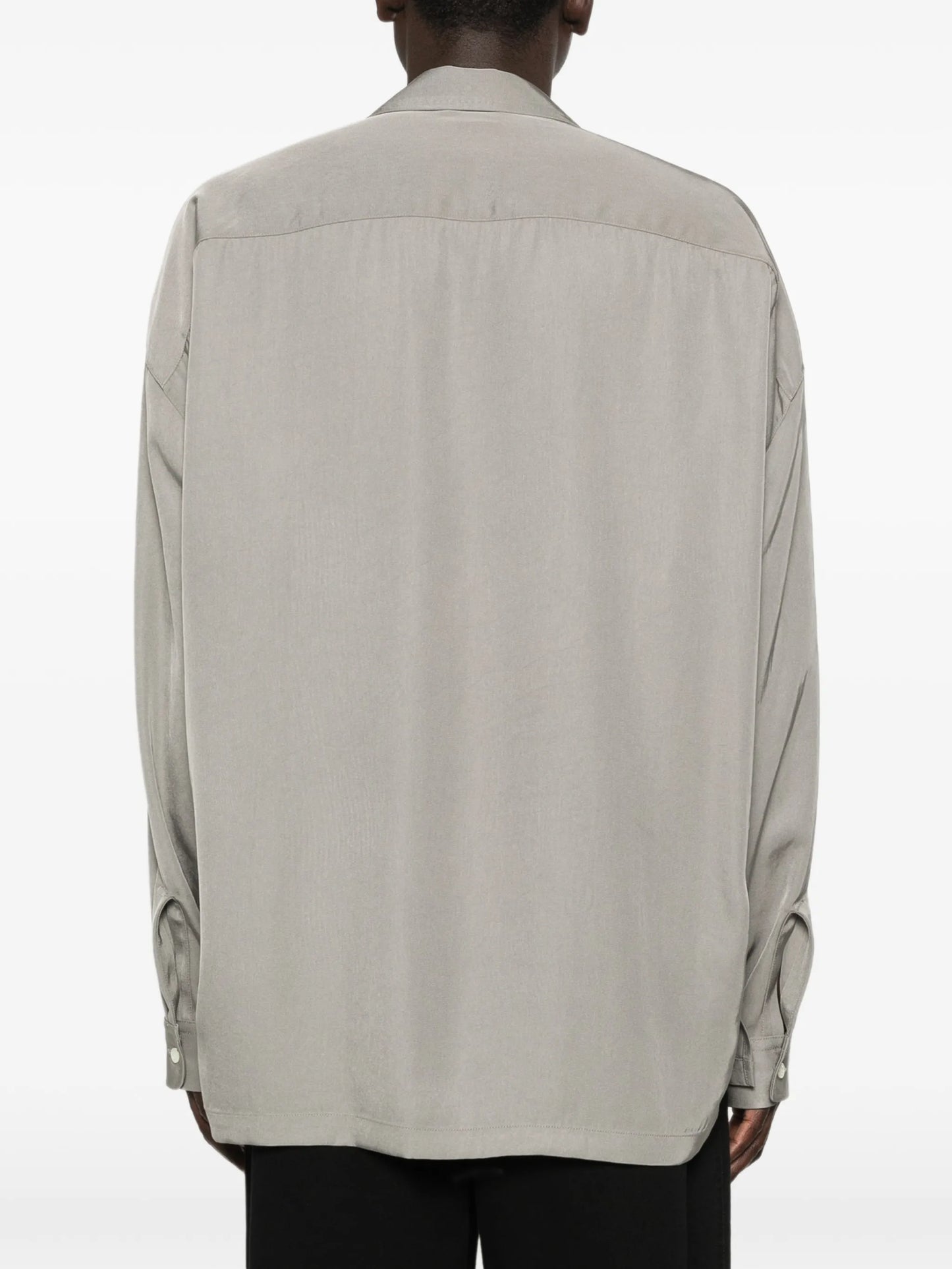 logo-patch shirt