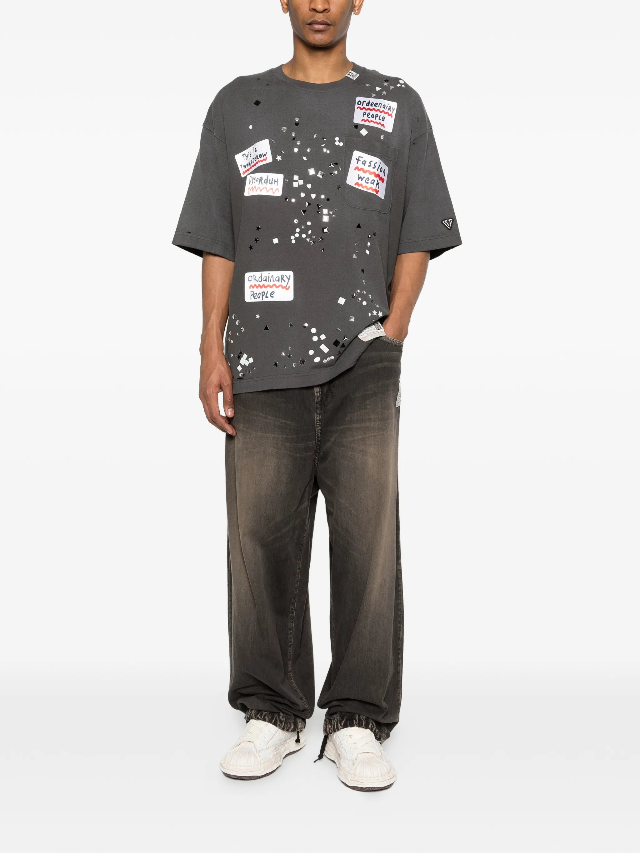 sticker-embellished T-shirt