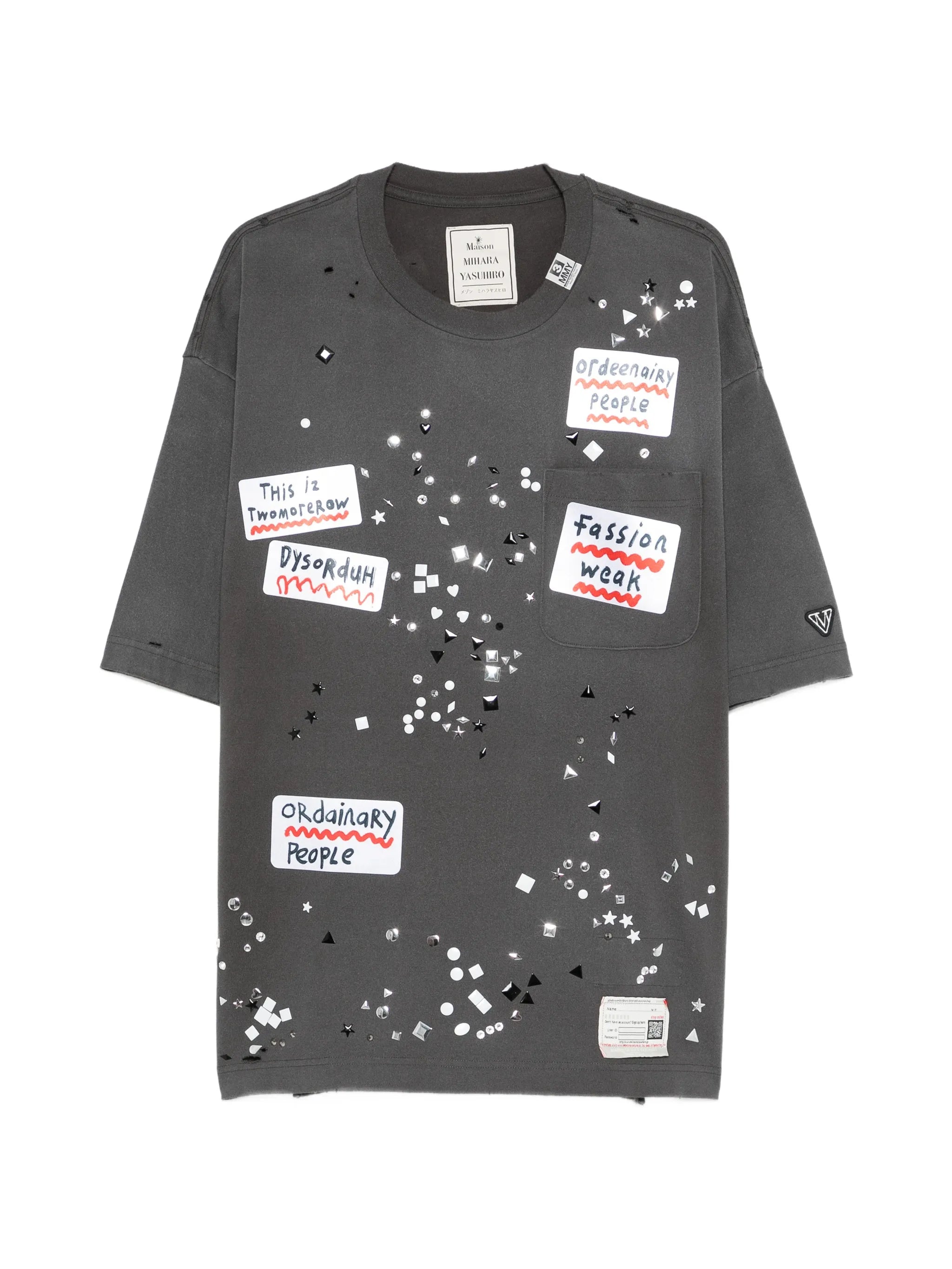sticker-embellished T-shirt