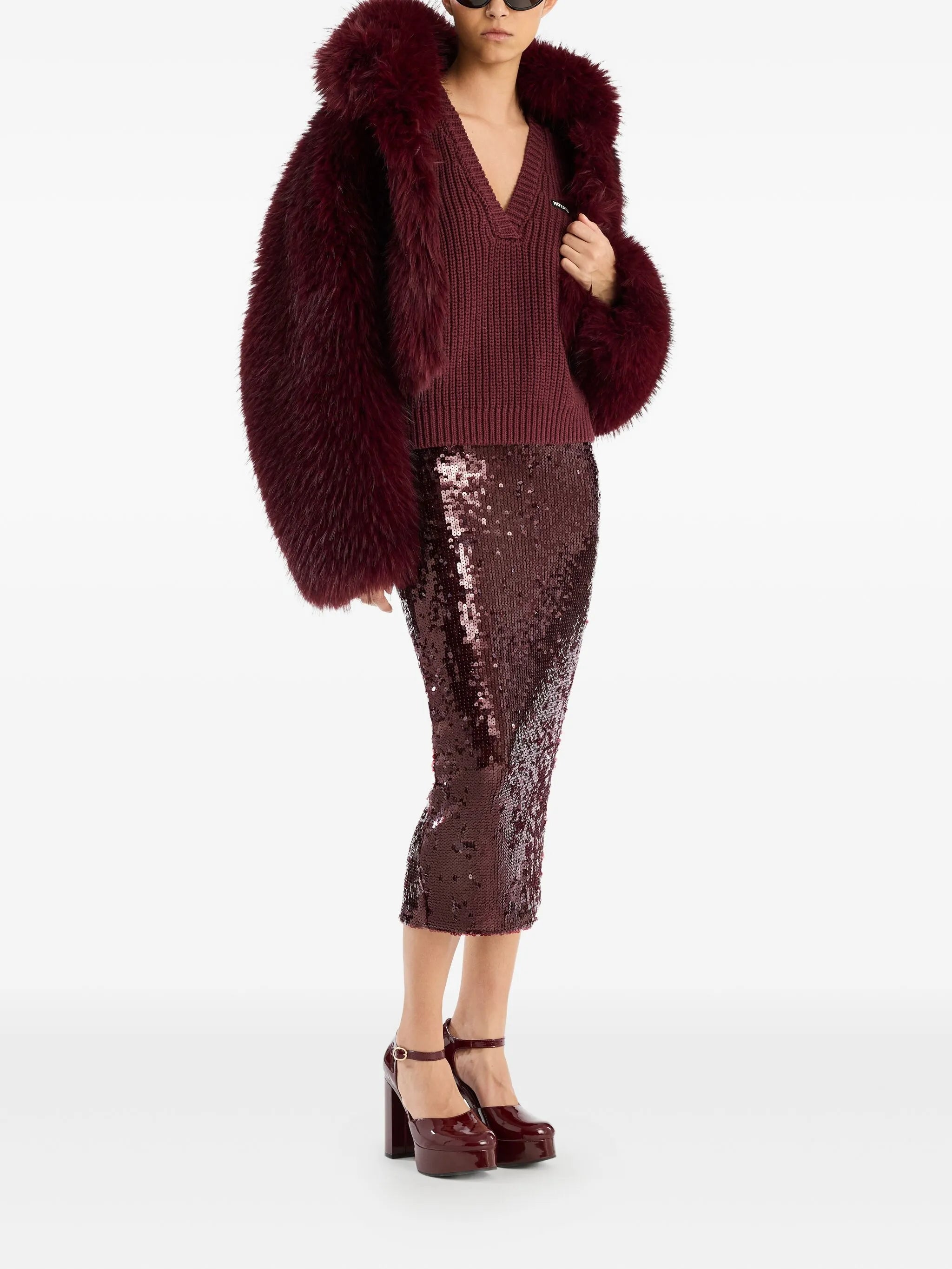 V-neck knitted vest
