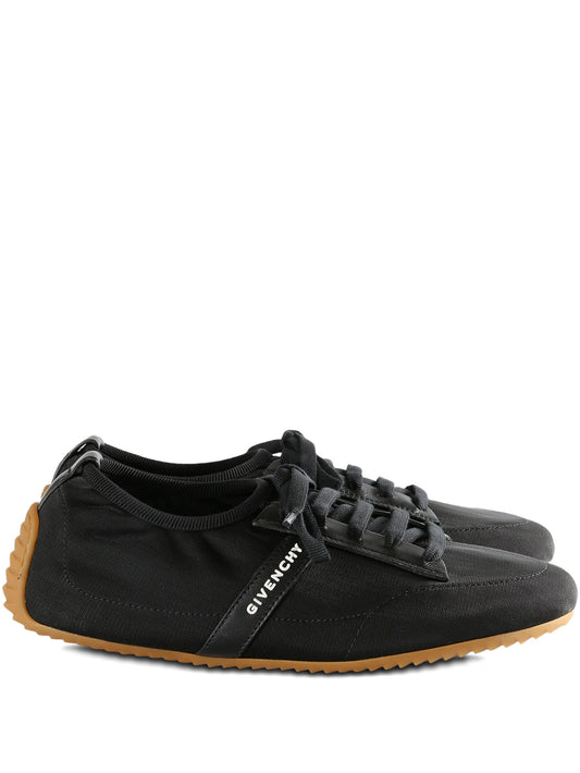 lace-up nylon trainers