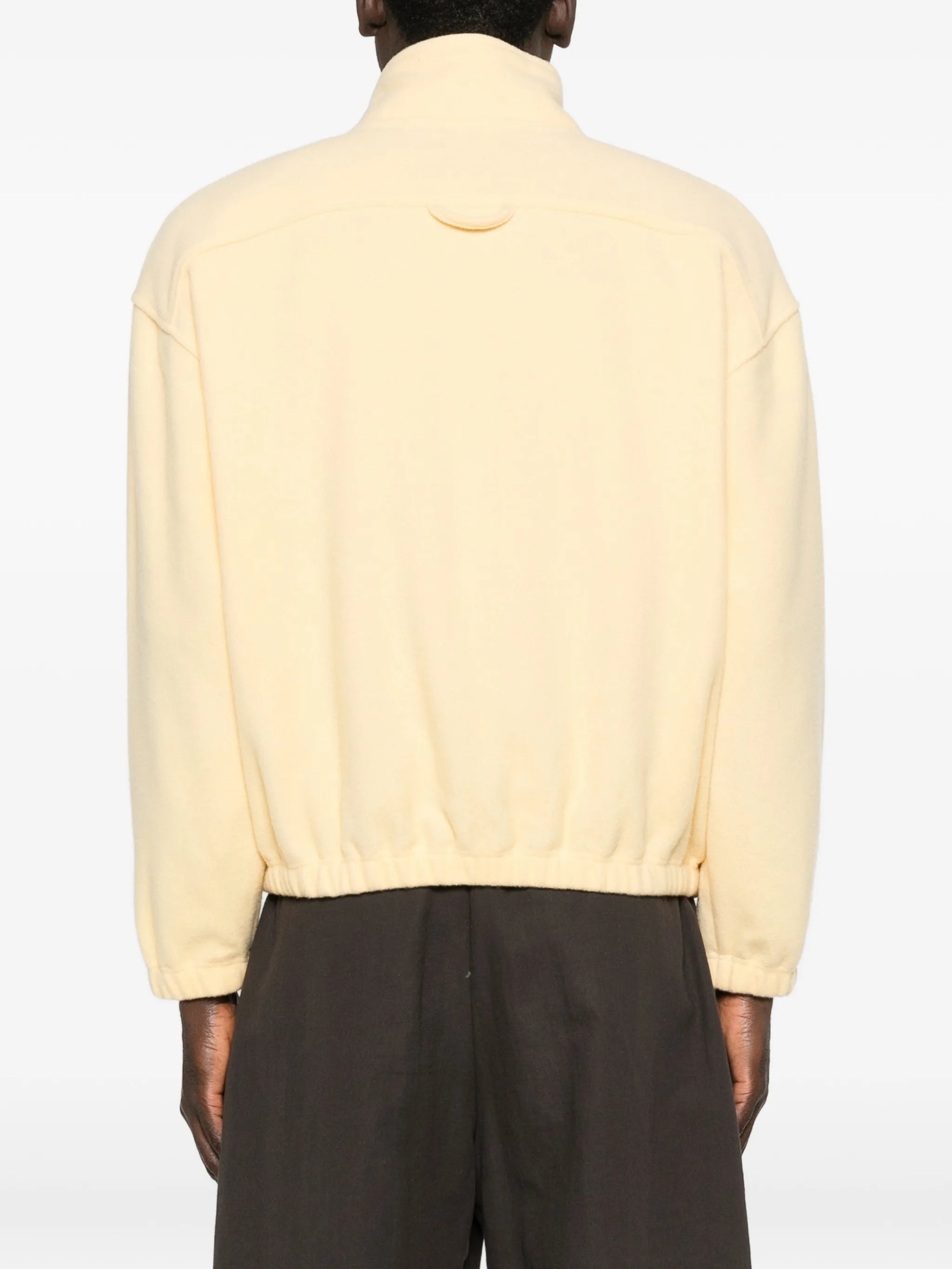 zip-fastening pocket sweatshirt