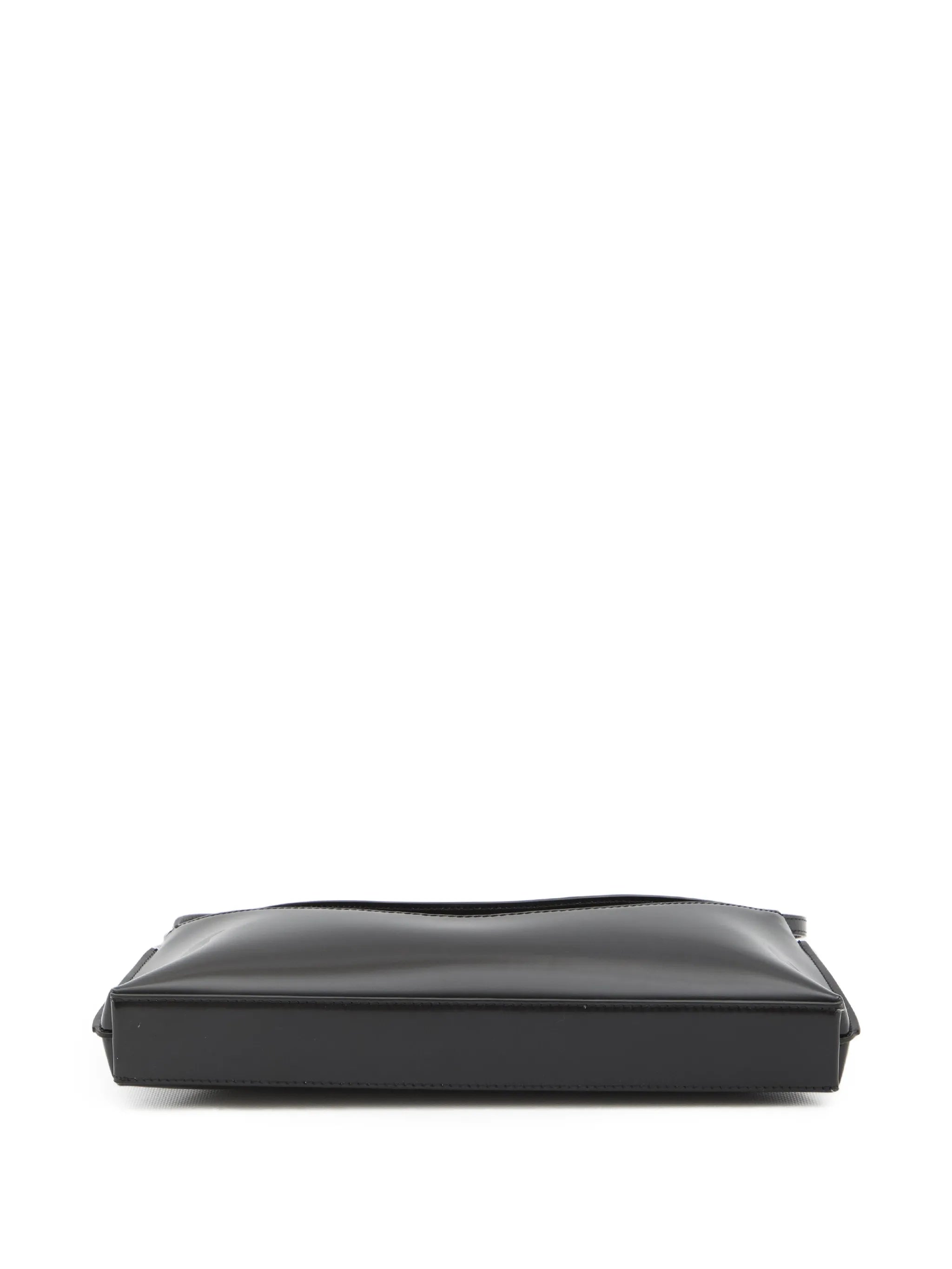 The Ovalo shoulder bag